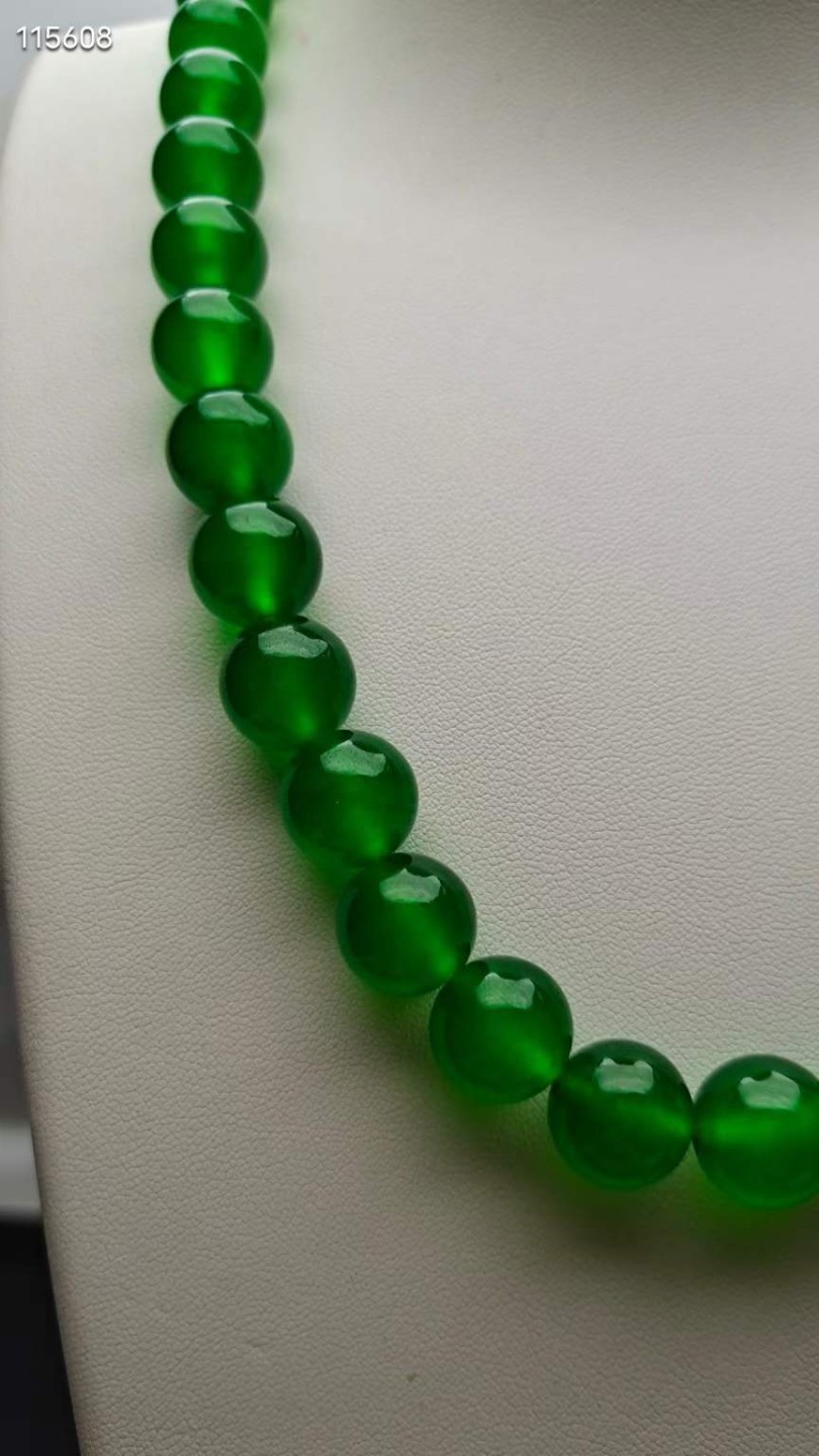 顶级龙石种祖母绿翡翠塔链，水头超好，超级完美