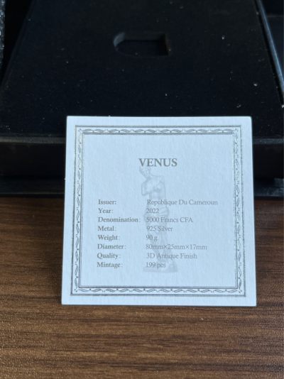 【海寧潮A】喀麦隆2022年世界雕塑系列1断臂的维纳斯仿古银币原盒证书，925银，90克，发行199枚