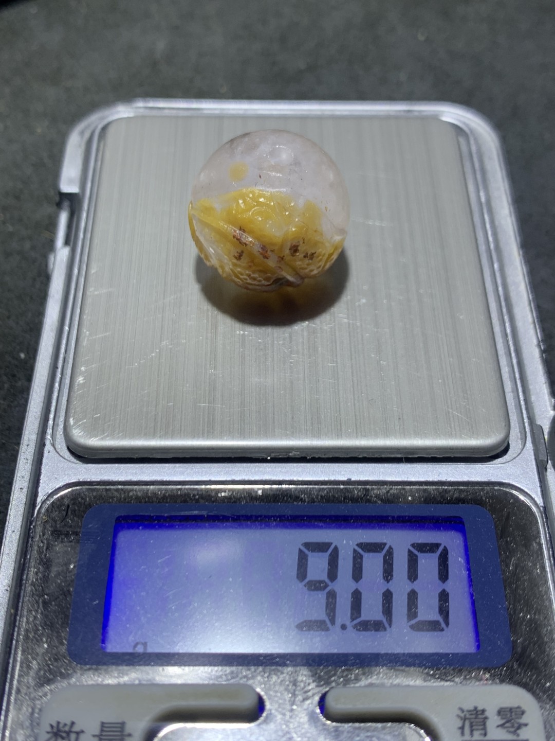 精美冰飘亚光战国红玛瑙手工俏色巧雕树叶珠一个