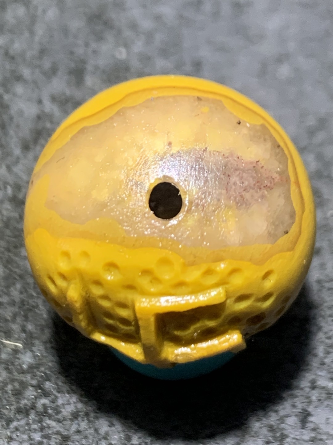精美冰飘亚光战国红玛瑙手工雕刻万字符咒点珠一个，