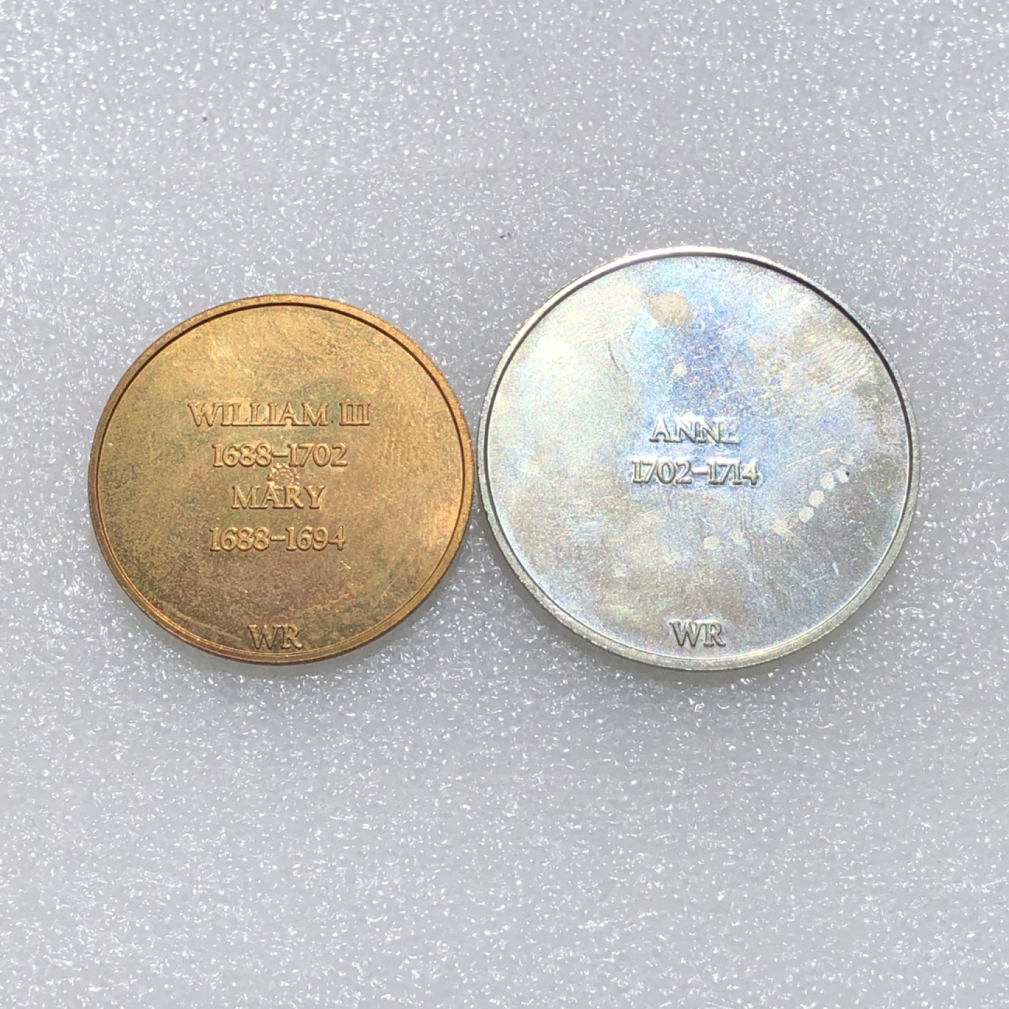 环球钱币第001场 外国纪念章2枚