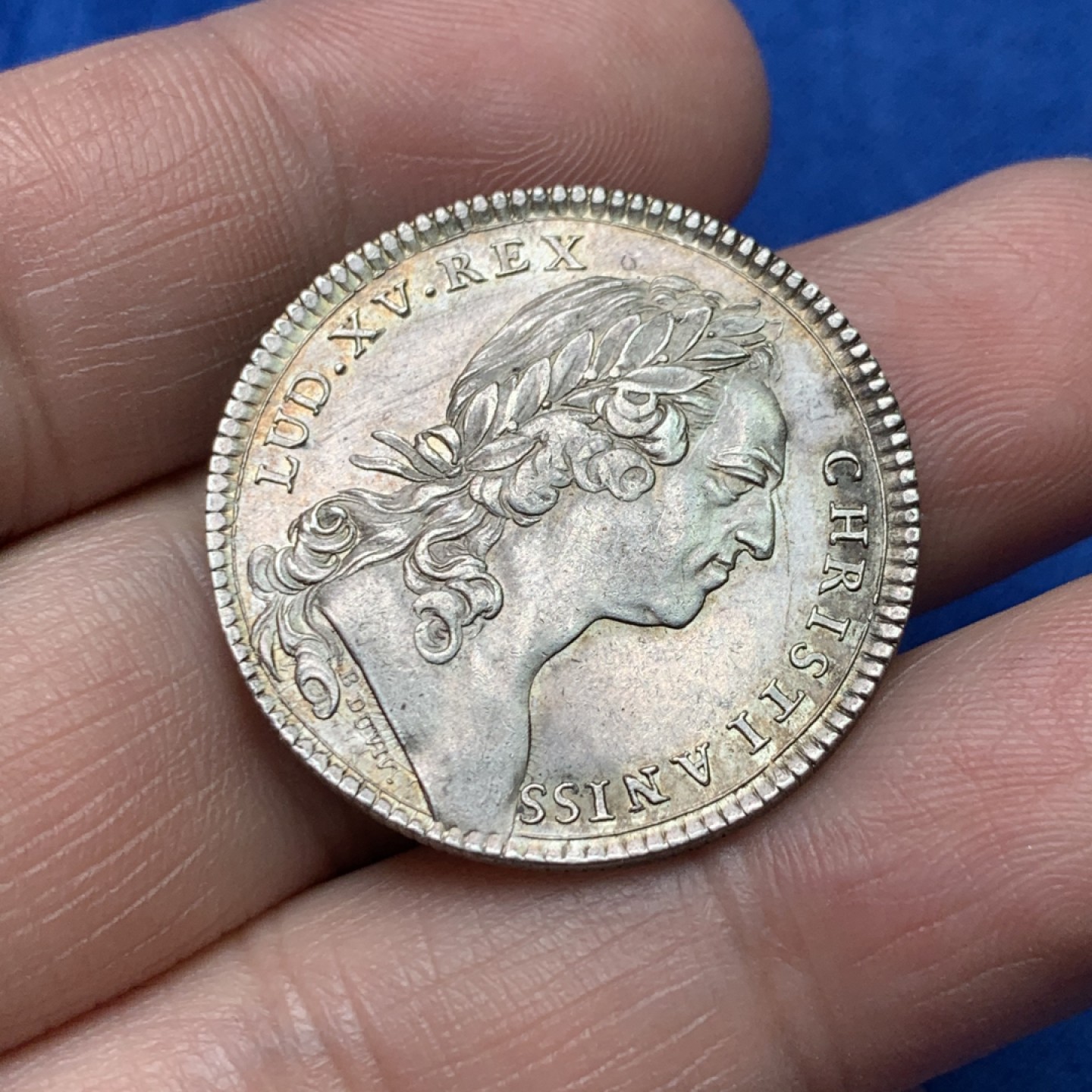 《竞宝斋》三少爷老婆本专场-第156场 (全场包邮) 法国1765年路易十五国王头像巴黎修道院代用银币，直径31.5mm，重量10.34g