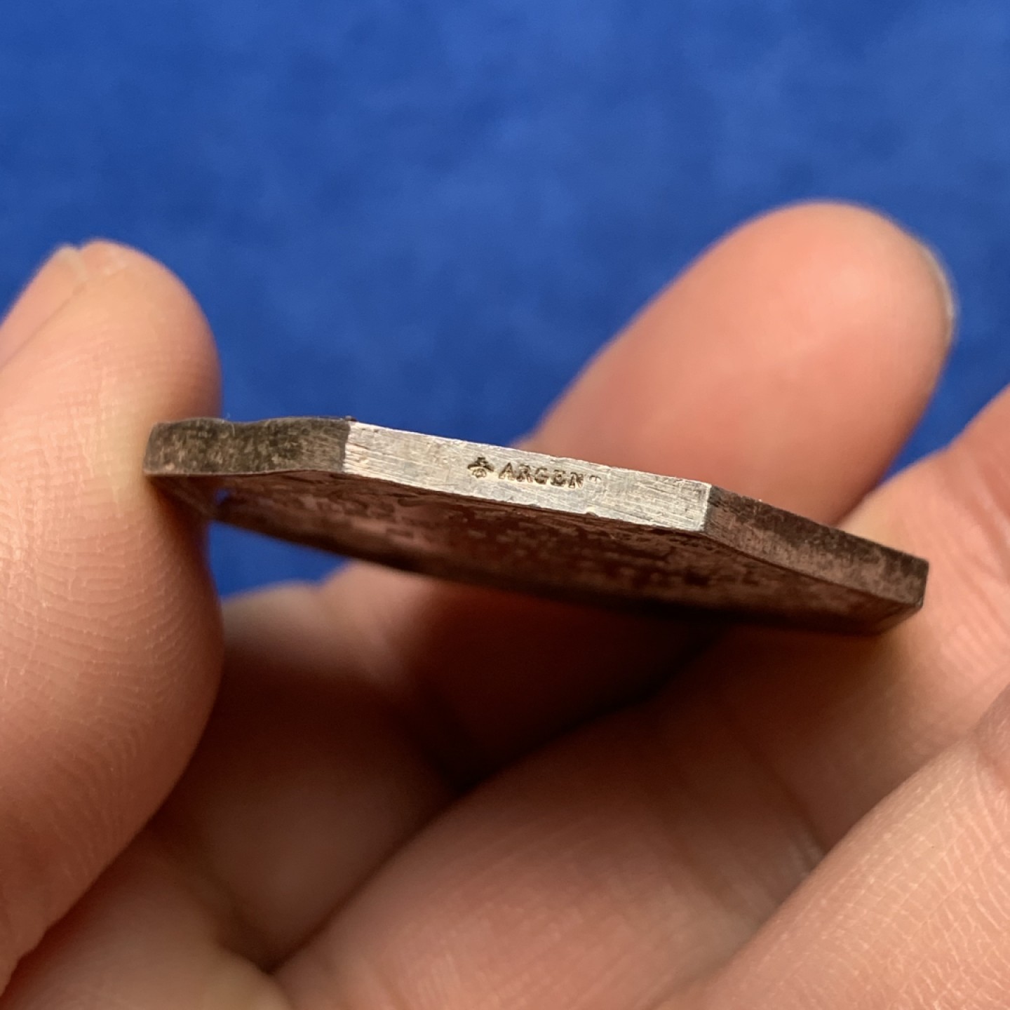 《竞宝斋》三少爷老婆本专场-第156场 (全场包邮) 法国1849年公平女神八角代用银币，蜜蜂+ARGENT边铭，对边直径34.5mm，重量18.16g。可评级好品相