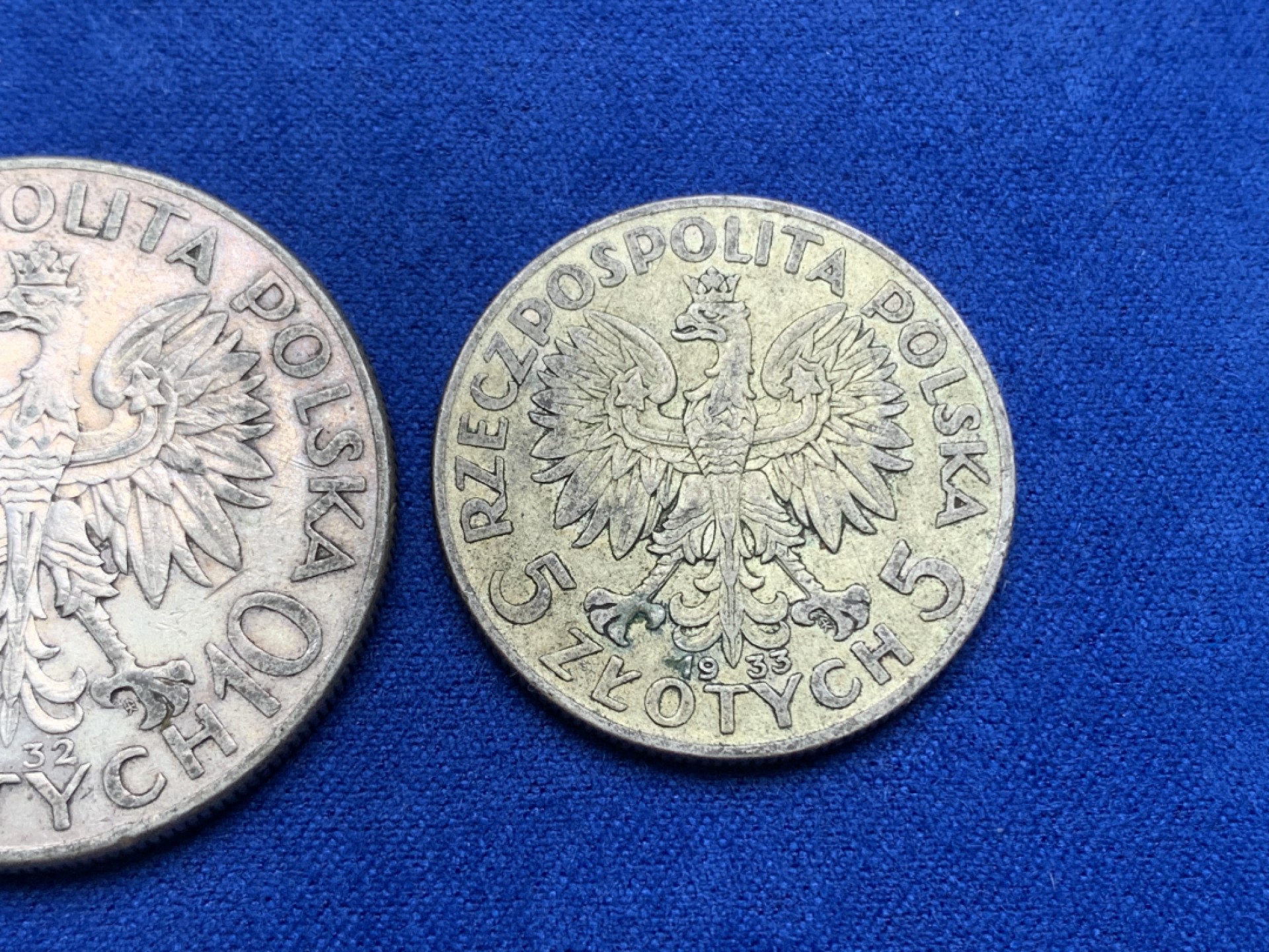 《竞宝斋》三少爷老婆本专场-第156场 (全场包邮) 波兰1933年5兹罗提、1932年10兹罗提雅德维加女王头像（俗称“尼姑头”）银币一对