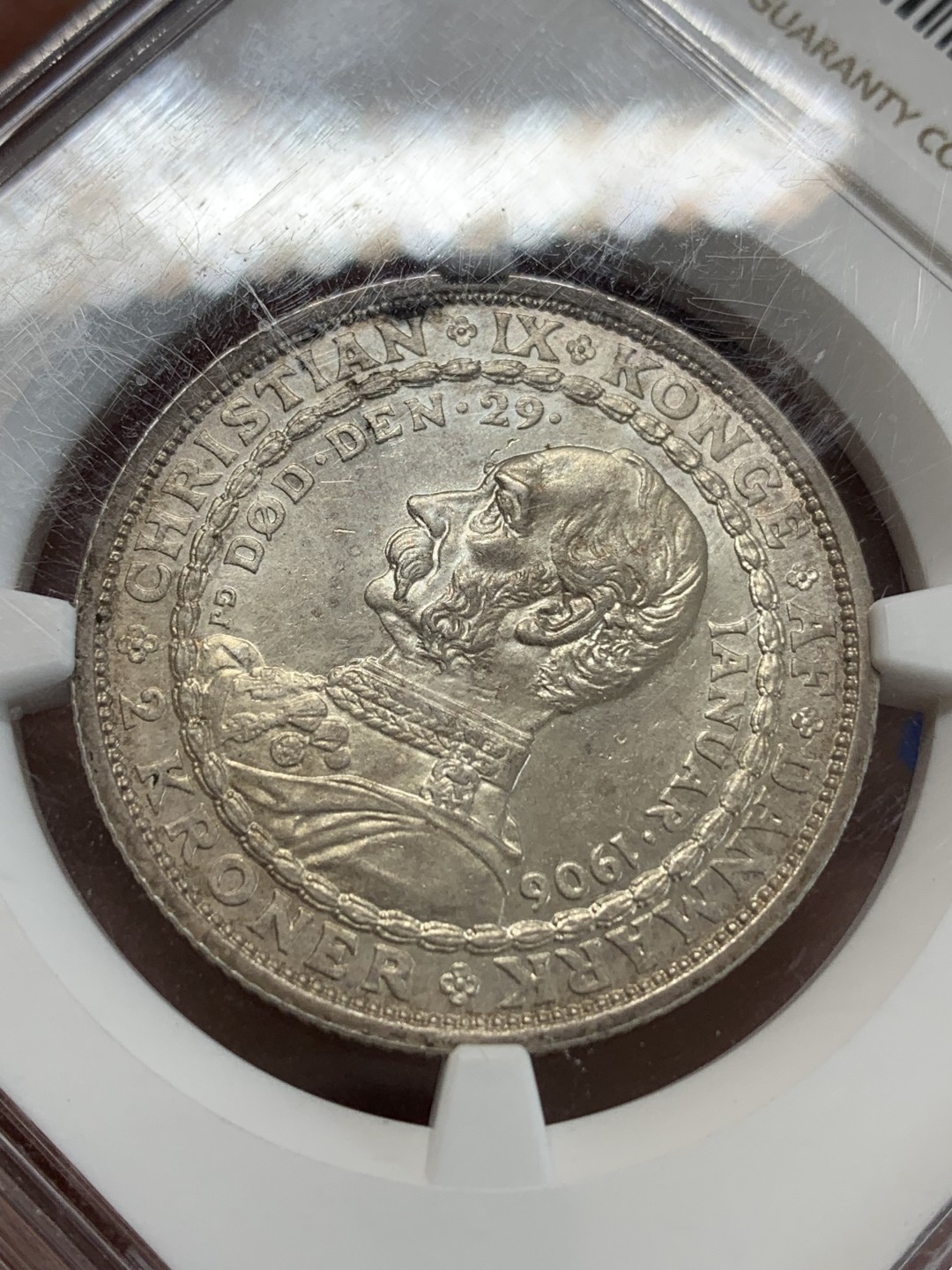 《竞宝斋》三少爷老婆本专场-第156场 (全场包邮) NGC MS64 丹麦1906年克里斯蒂安九世国王逝世-弗雷德里克八世国王登基纪念2克朗银币