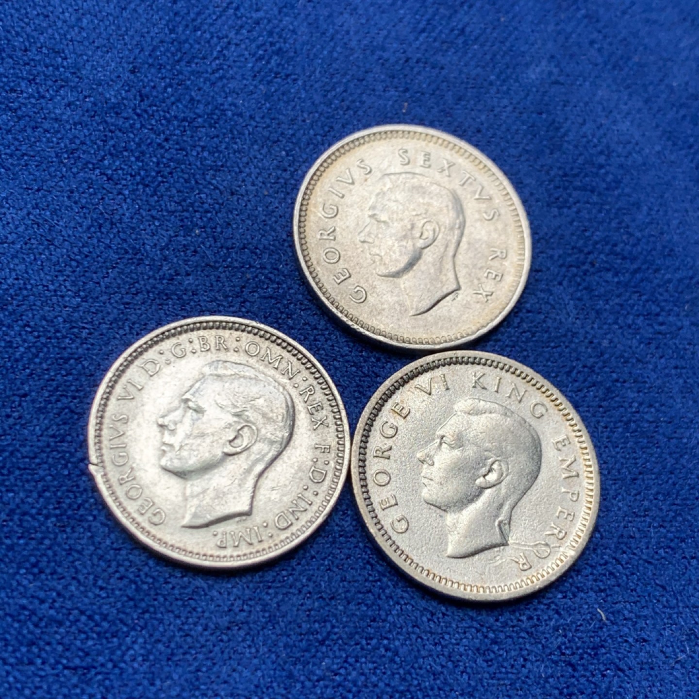 《竞宝斋》三少爷老婆本专场-第156场 (全场包邮) 英系乔治六世国王头像小银币三枚