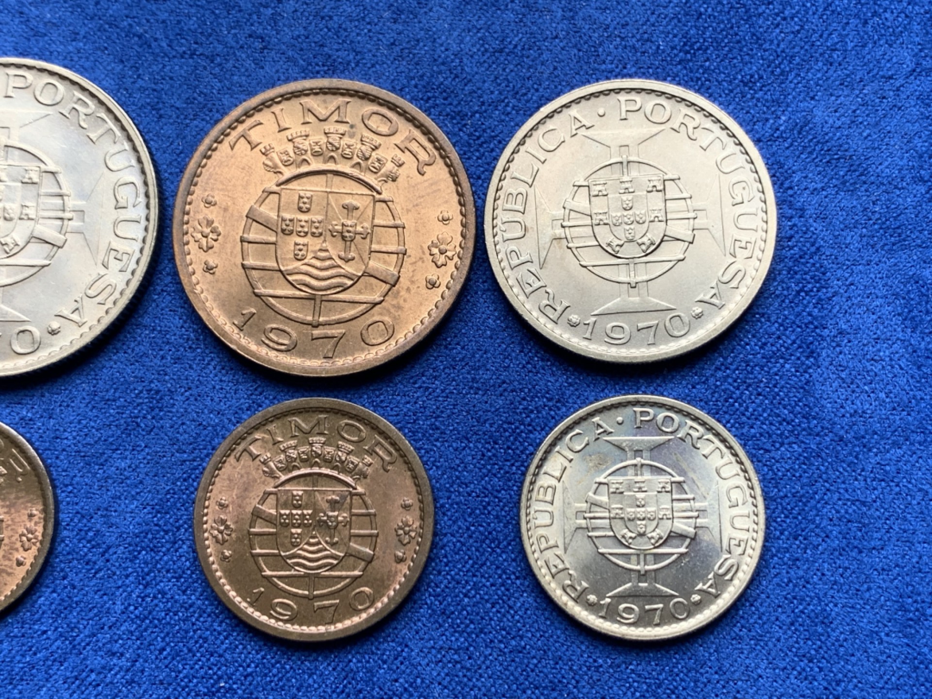 《竞宝斋》三少爷老婆本专场-第156场 (全场包邮) 葡属东帝汶1970年清年份6枚套，原光可评级好品相