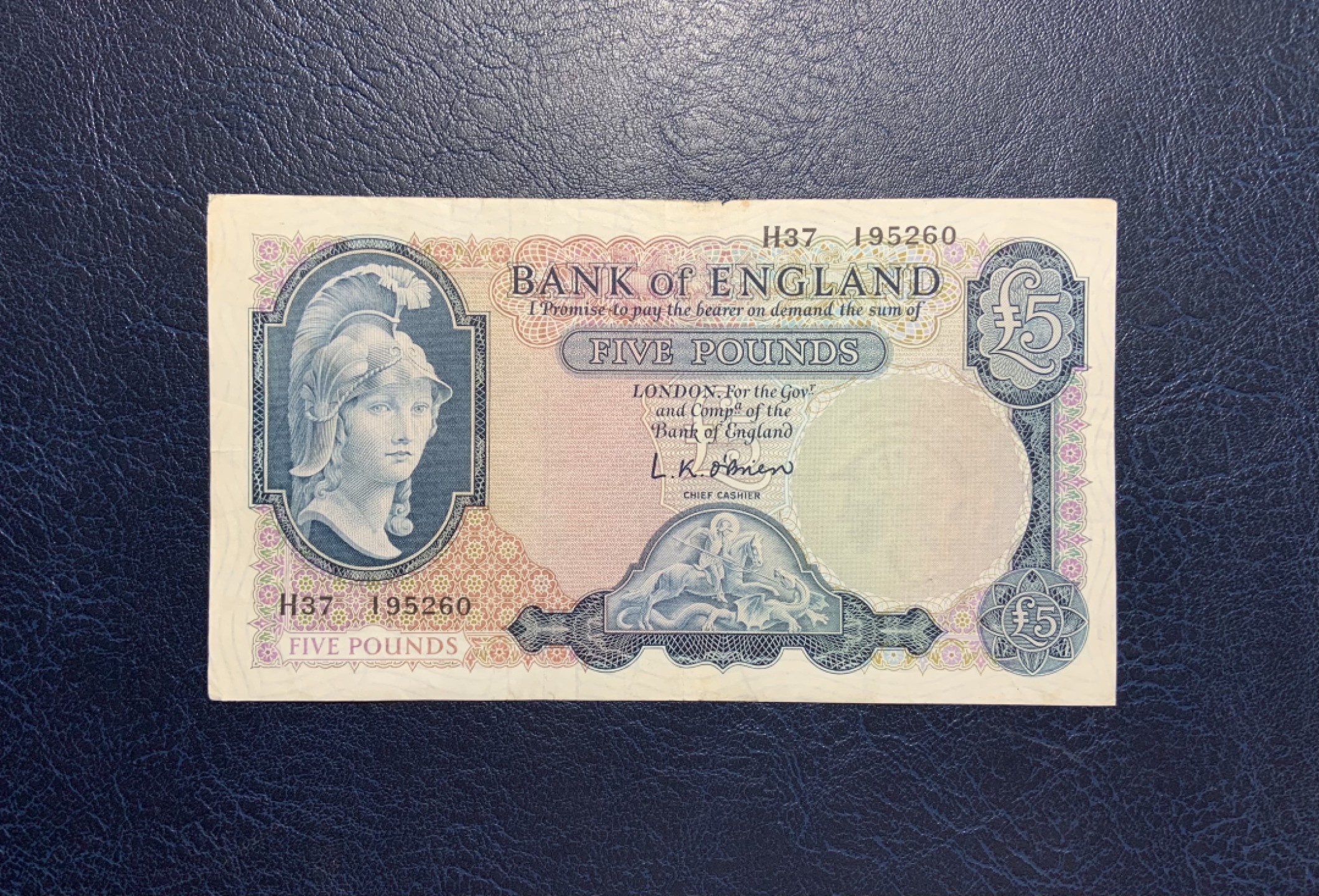 收藏联盟Quantum Auction 第253期拍卖  英国1961-63年5镑 非全新 品相如图 帝国女神