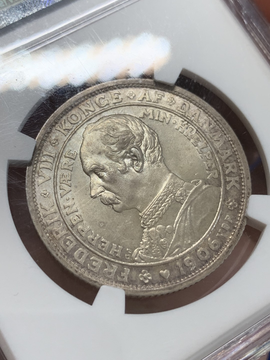 《竞宝斋》三少爷老婆本专场-第156场 (全场包邮) NGC MS64 丹麦1906年克里斯蒂安九世国王逝世-弗雷德里克八世国王登基纪念2克朗银币