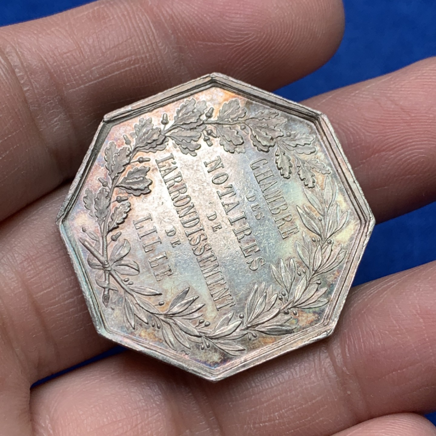 《竞宝斋》三少爷老婆本专场-第156场 (全场包邮) 法国1849年公平女神八角代用银币，蜜蜂+ARGENT边铭，对边直径34.5mm，重量18.16g。可评级好品相