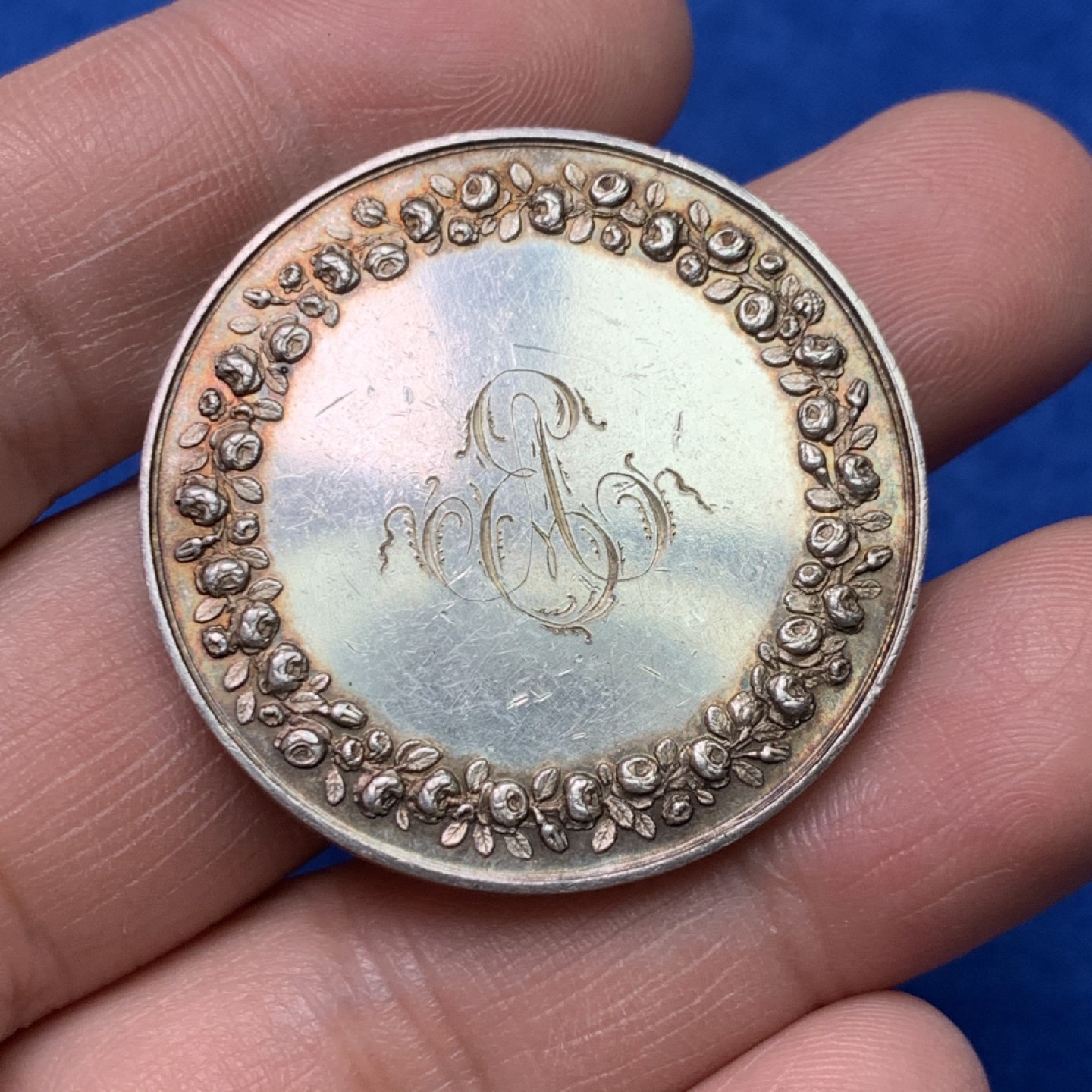 《竞宝斋》三少爷老婆本专场-第156场 (全场包邮) 法国1854年结婚银章，手指+ARGENT边铭，直径36.5mm，重量21.52g