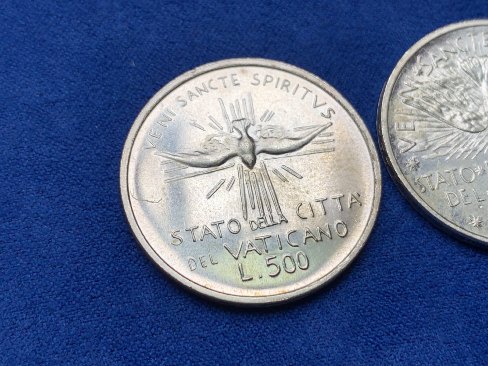 《竞宝斋》三少爷老婆本专场-第156场 (全场包邮) 梵蒂冈1978年教皇缺位500里拉银币一对，两个版