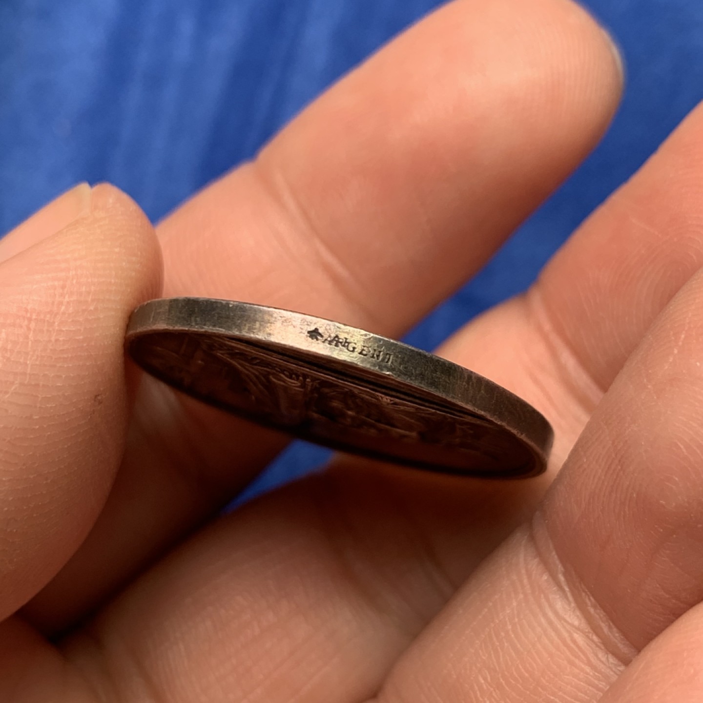 《竞宝斋》三少爷老婆本专场-第156场 (全场包邮) 法国结婚银章，蜜蜂+ARGENT边铭，直径29mm，重量10.05g