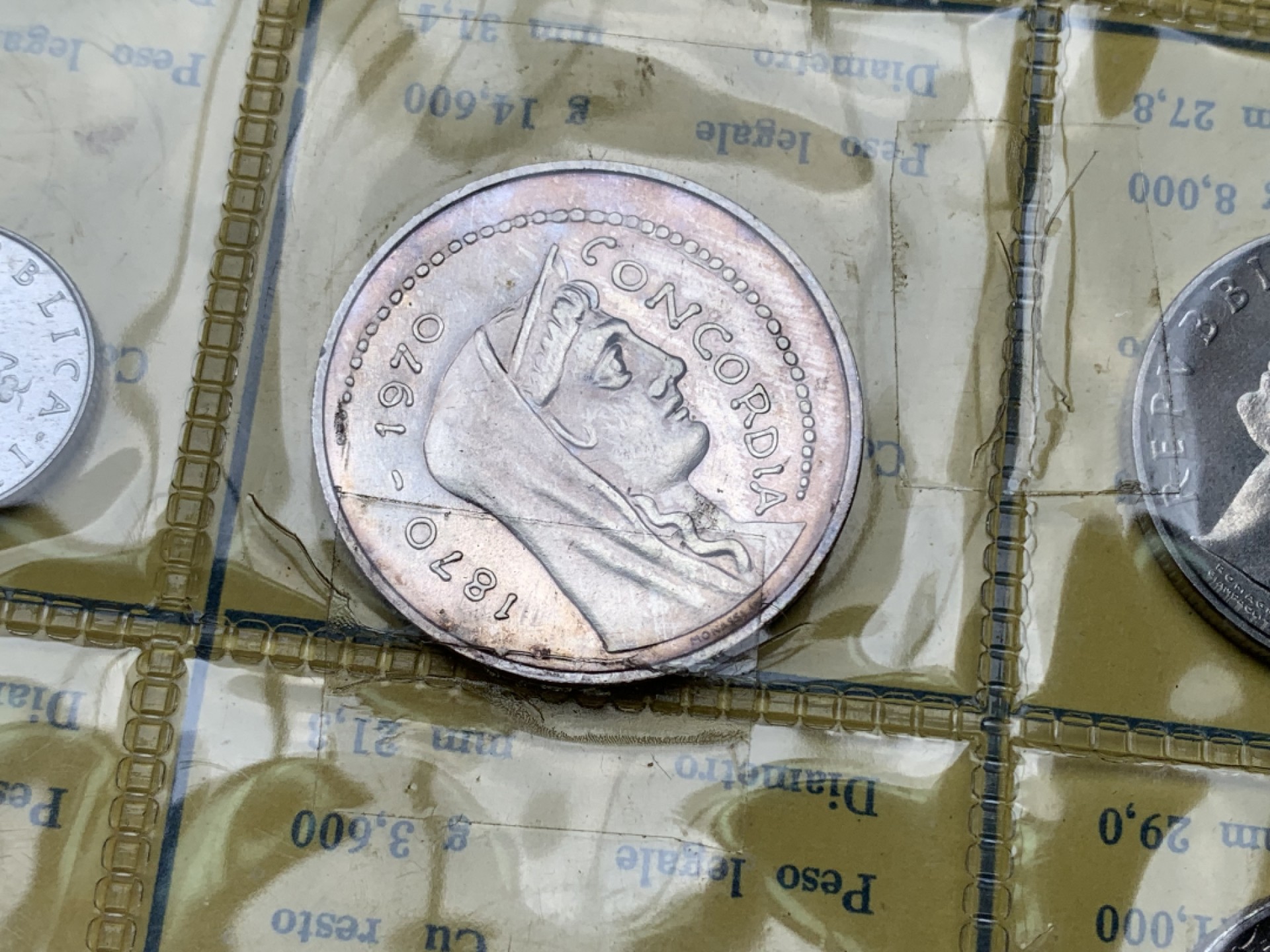 《竞宝斋》三少爷老婆本专场-第156场 (全场包邮) 意大利1970年9枚套，含2枚银币，带证书