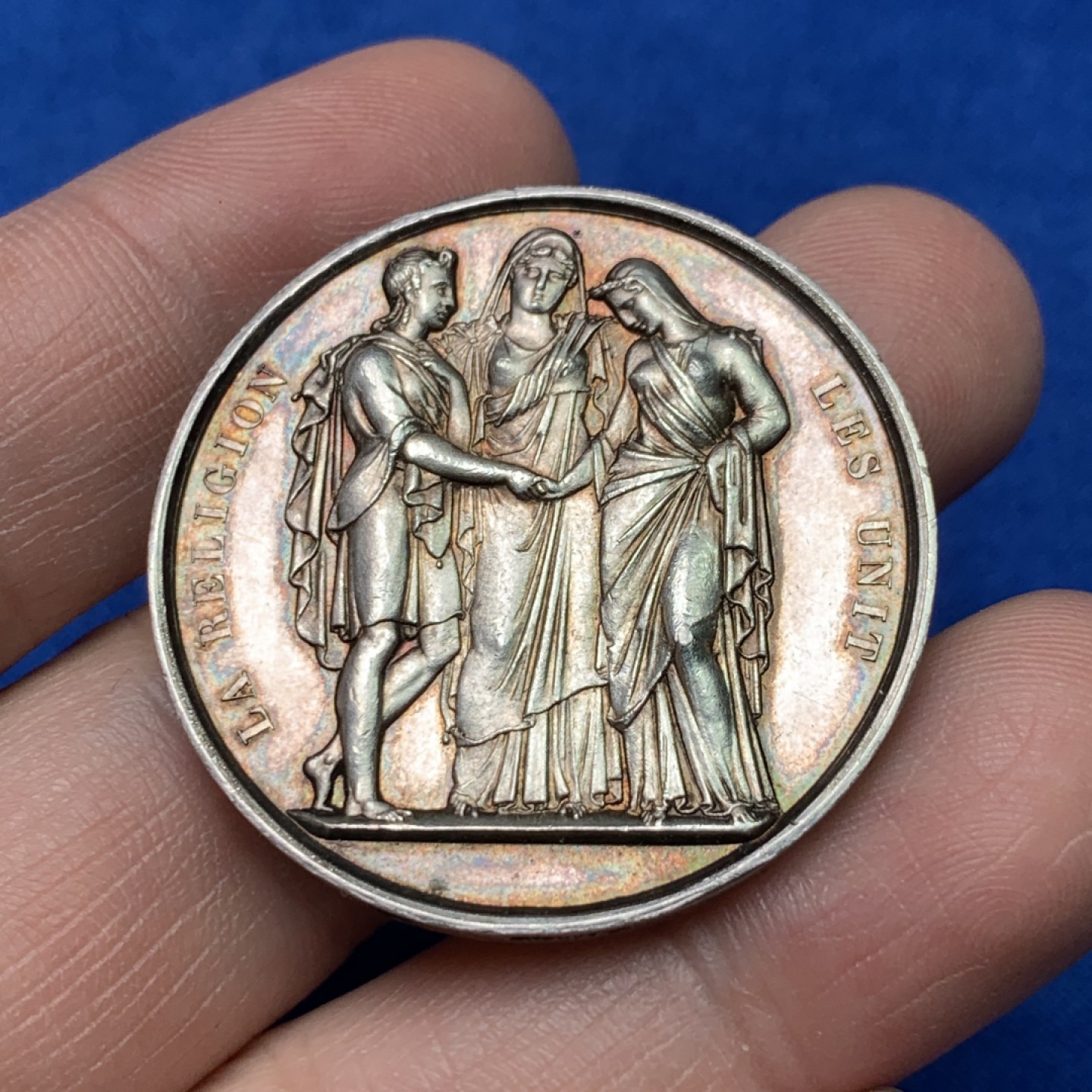 《竞宝斋》三少爷老婆本专场-第156场 (全场包邮) 法国1854年结婚银章，手指+ARGENT边铭，直径36.5mm，重量21.52g