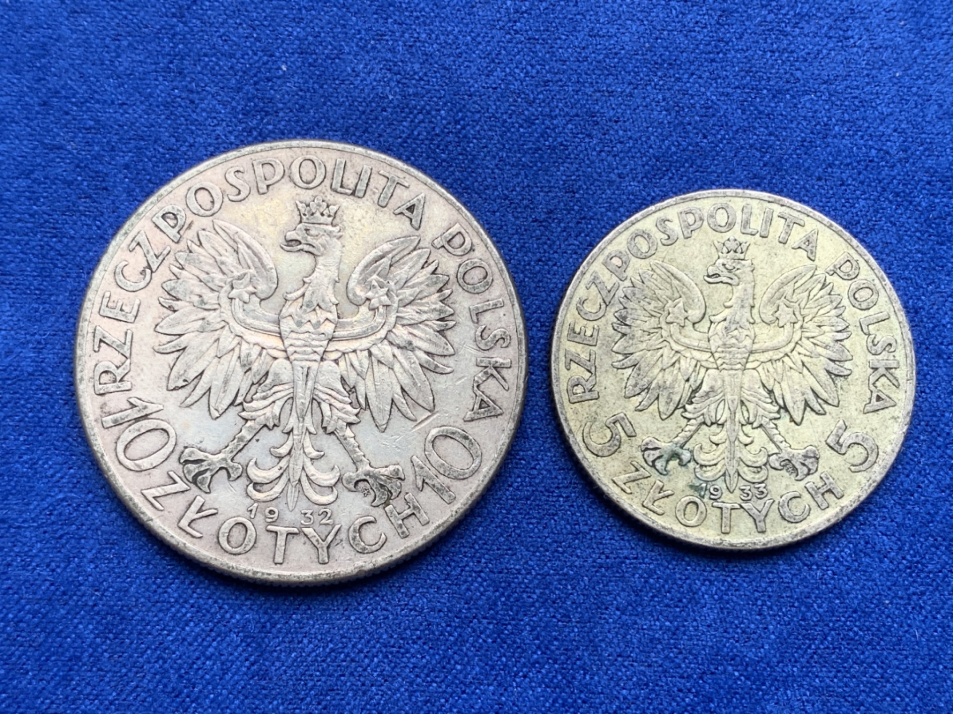 《竞宝斋》三少爷老婆本专场-第156场 (全场包邮) 波兰1933年5兹罗提、1932年10兹罗提雅德维加女王头像（俗称“尼姑头”）银币一对