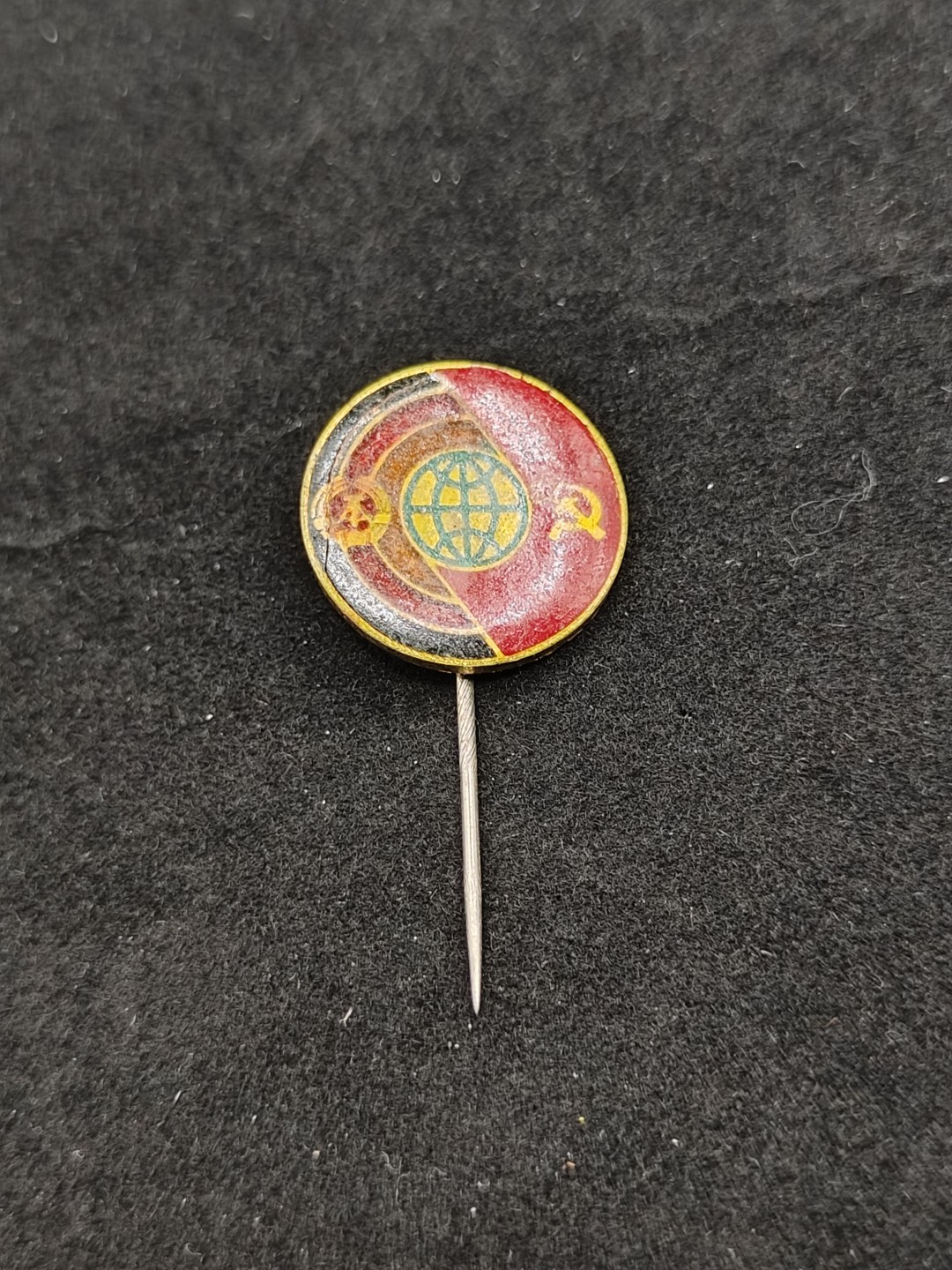 全场0元起拍 第49期 咸鱼国勋章拍卖专场 4月23日（周三）下午6：00开始 苏德宇航员太空项目徽章