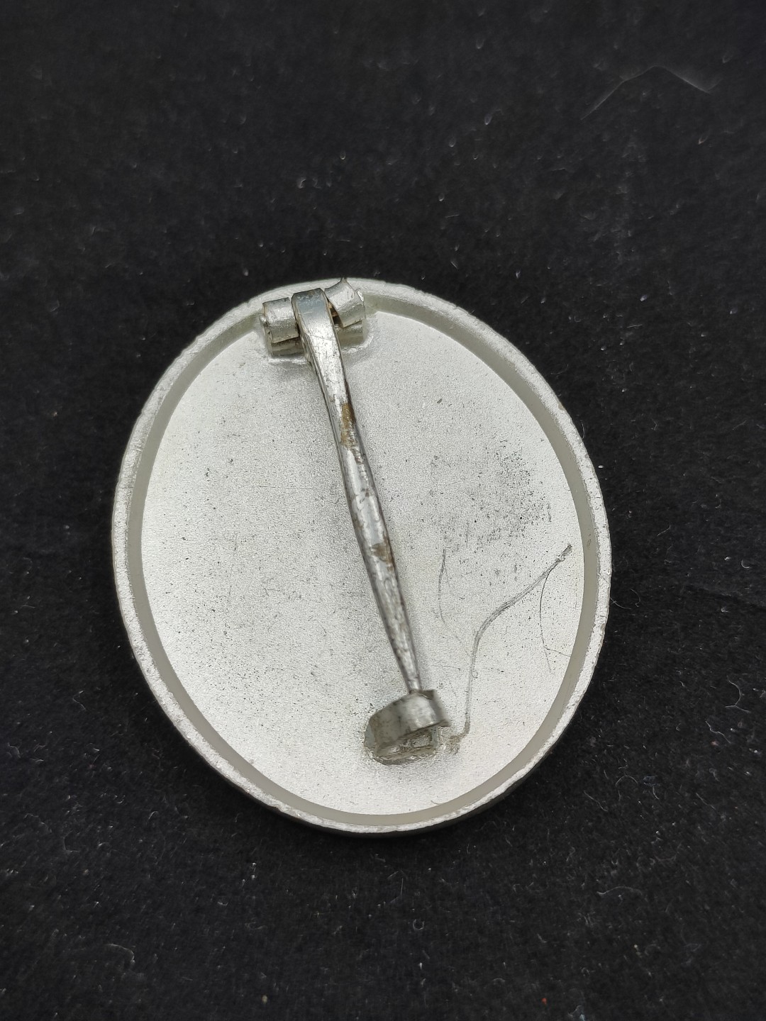 全场0元起拍 第49期 咸鱼国勋章拍卖专场 4月23日（周三）下午6：00开始 德国57版 银战伤奖章