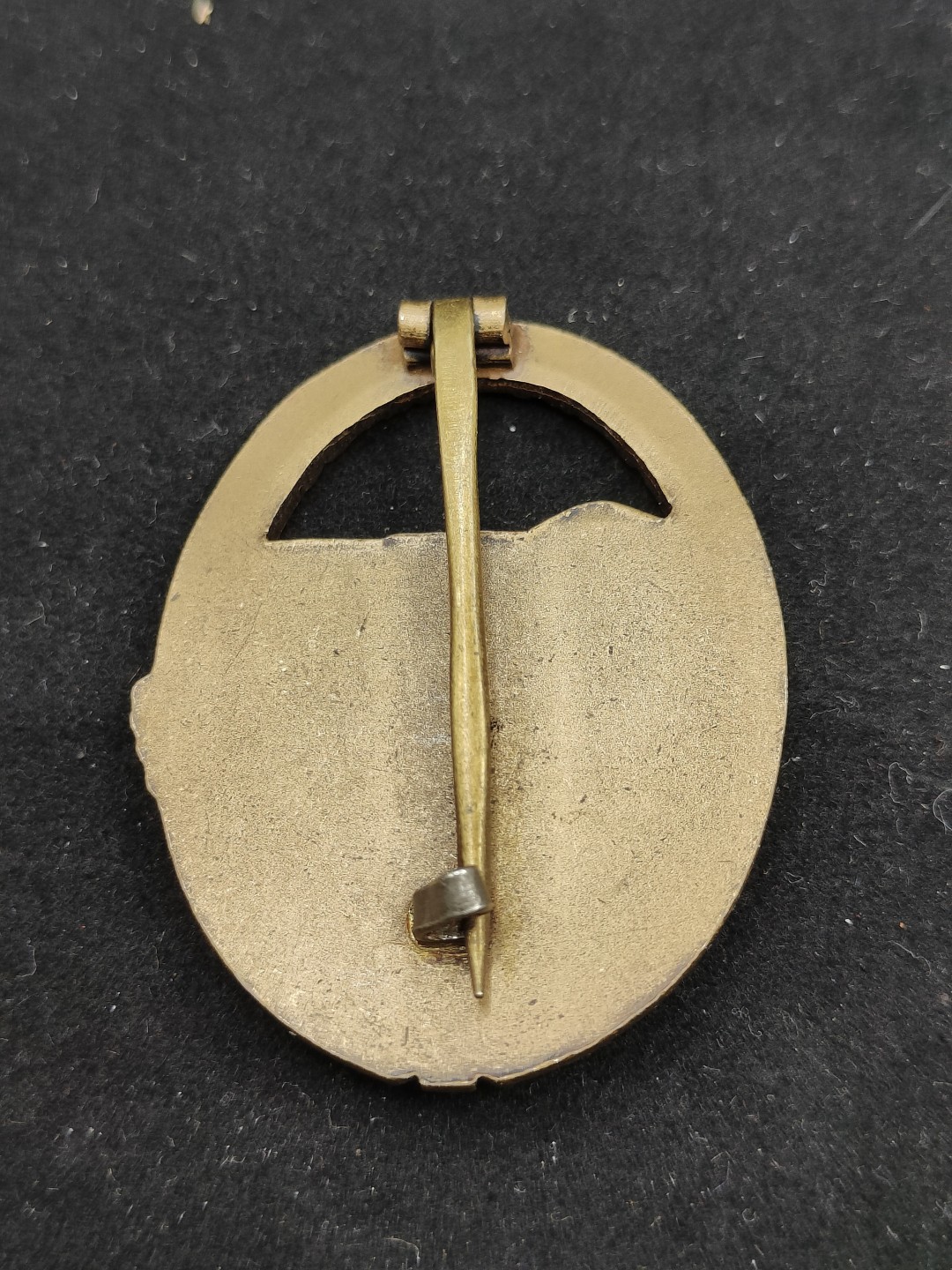 全场0元起拍 第49期 咸鱼国勋章拍卖专场 4月23日（周三）下午6：00开始 德国57版陆军坦克突击奖章