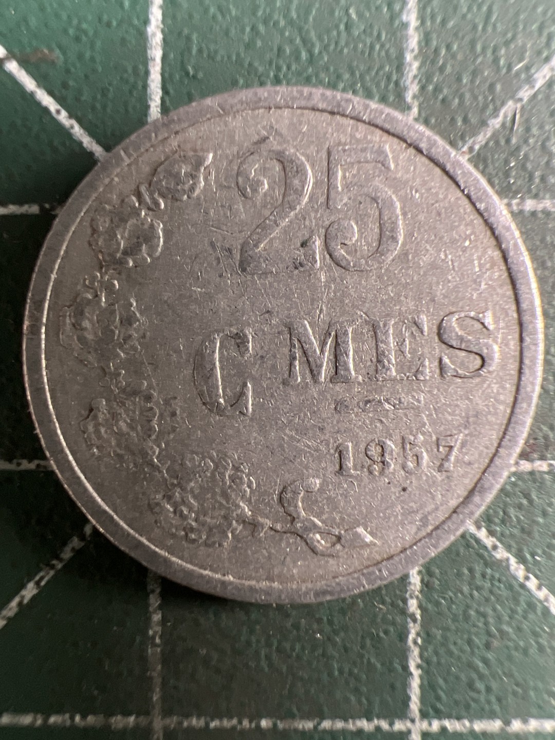 泡泡堂微拍第133幕硬币捡漏可累计专场👿👿，累计满二十元包邮，接受代拍业务 卢森堡25分