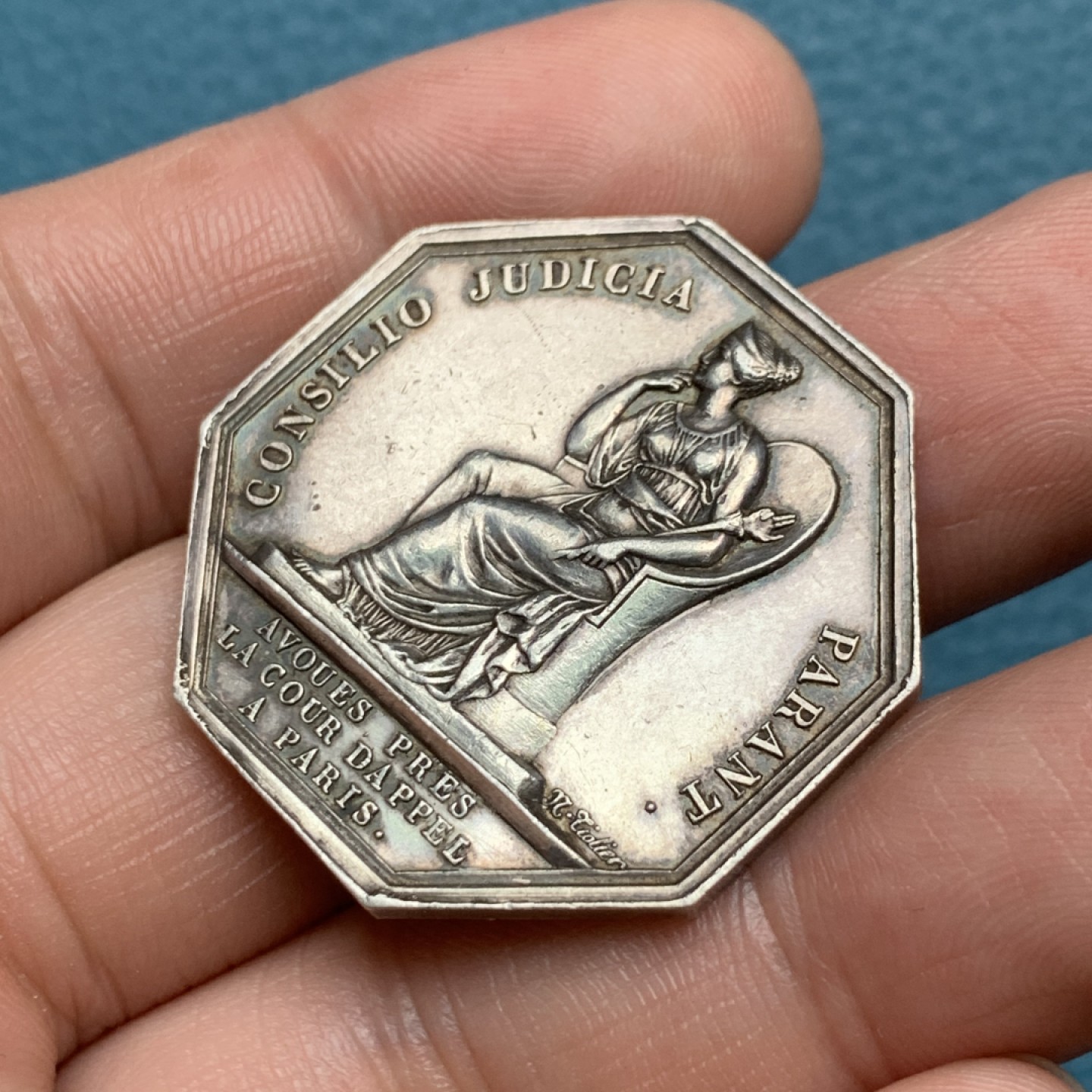 《竞宝斋》第157场-法国八角与章 专场！周日，周一，周四 3场 (全场包邮) 法国八角银质代币，上诉法院和法律辩护，16.71g，33.6mm，蜜蜂边铭