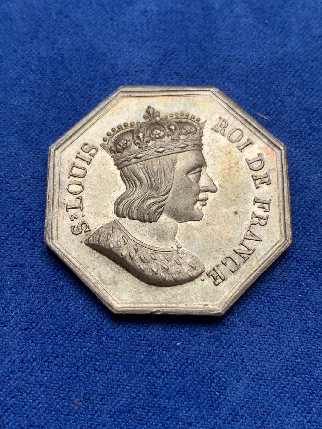 《竞宝斋》第157场-法国八角与章 专场！周日，周一，周四 3场 (全场包邮) 法国八角银质代币，桑斯地区公证处，14.35g，31.4mm，油灯边铭，黄油彩，高点俱在