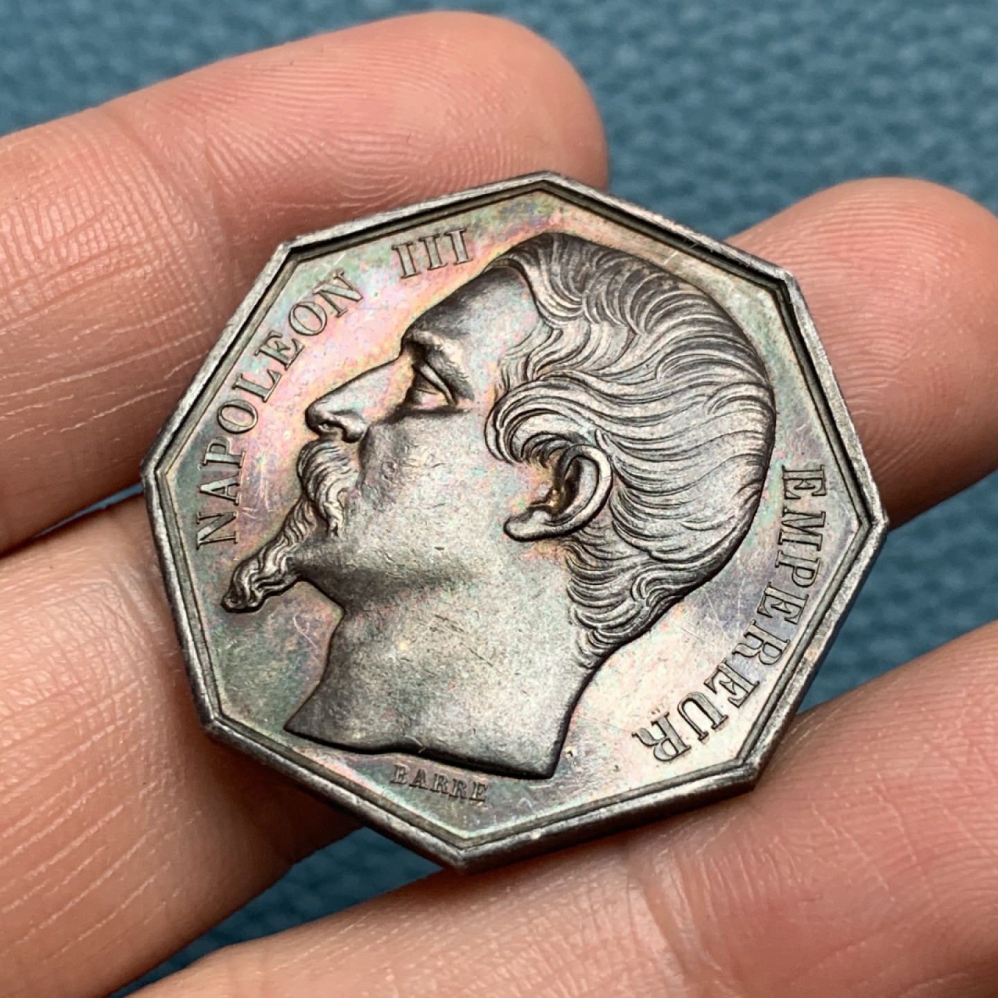 《竞宝斋》第157场-法国八角与章 专场！周日，周一，周四 3场 (全场包邮) 法国八角银质代币，巴黎公证人，正面拿破仑三世，19.38g，32.6mm，手指边铭，金红包浆