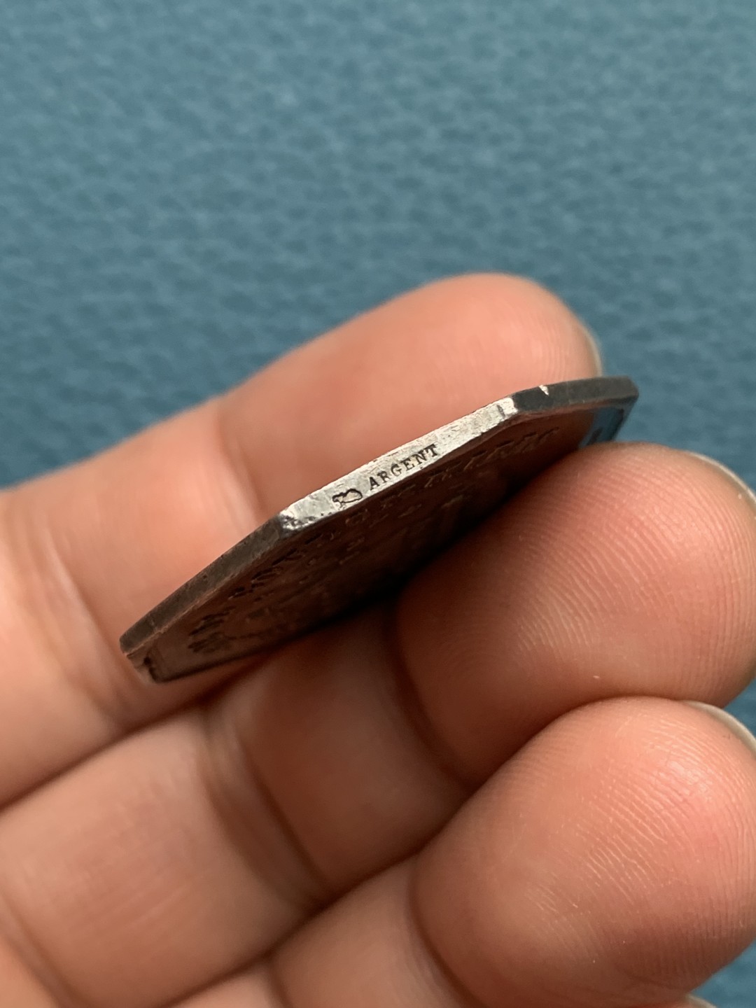 《竞宝斋》第157场-法国八角与章 专场！周日，周一，周四 3场 (全场包邮) 法国八角银质代币，塞纳河和马恩河库仑米尔斯松鼠储蓄银行，12.43g，31.9mm，丰饶角边铭，金红包浆