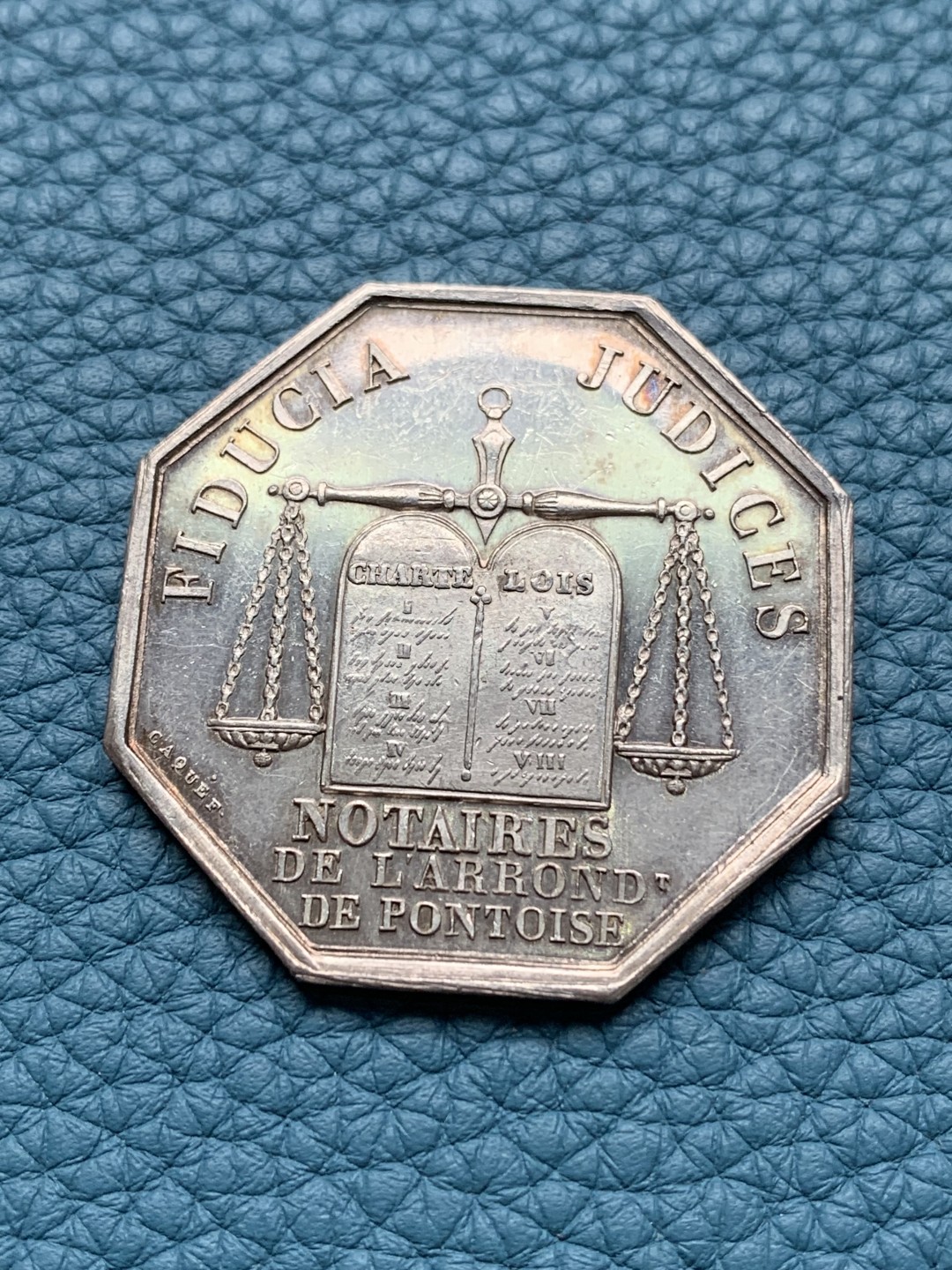 《竞宝斋》第157场-法国八角与章 专场！周日，周一，周四 3场 (全场包邮) 法国八角银质代币，蓬图瓦兹公证处，14.81g，33.5mm，蜜蜂边铭