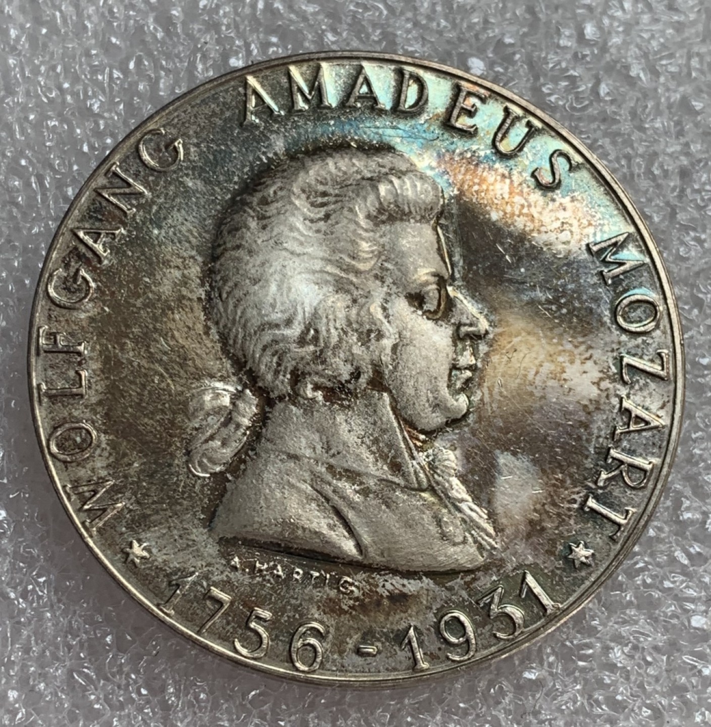 瓶子🏺第88期拍卖会 奥地利1931年莫扎特纪念银章  五彩类精制好品  36毫米  20.07克