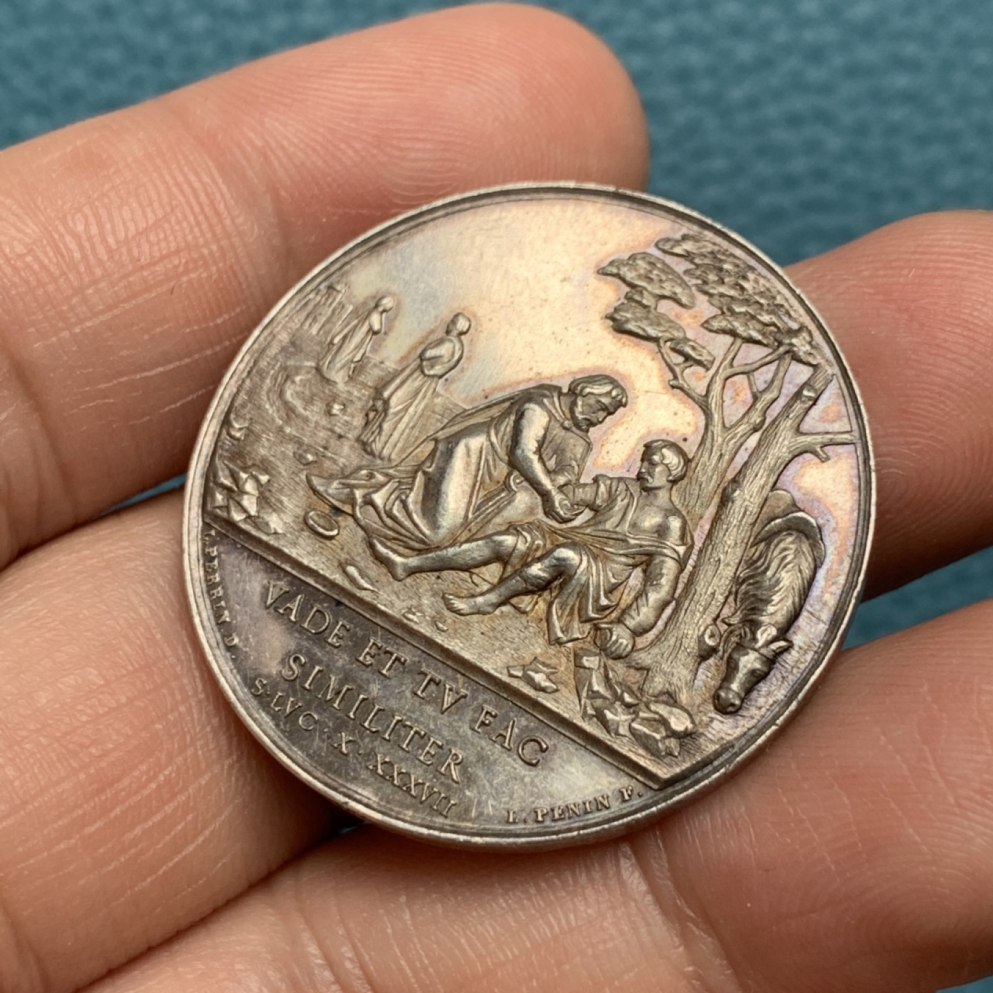 《竞宝斋》第157场-法国八角与章 专场！周日，周一，周四 3场 (全场包邮) 法国银章，里昂药剂师，15.3g，33.6mm，蜜蜂边铭，同样的细节丰富