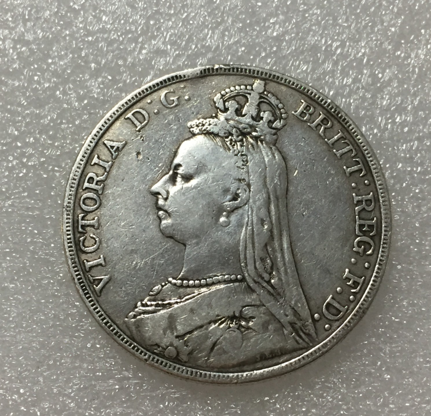 方圆集藏第四期专场 10073-英国1892年维多利亚女王高冠版马剑银币