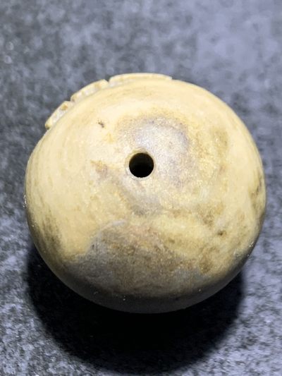 精美戈壁彩玉手工雕刻禅字圆珠一个！ 精美戈壁彩玉手工雕刻禅字圆珠一个！