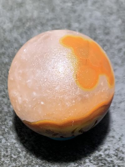 精美亚光冰飘战国红玛瑙手工俏色巧雕刻雄鸡报晓珠子一颗！ 精美亚光冰飘战国红玛瑙手工俏色巧雕刻雄鸡报晓珠子一颗！