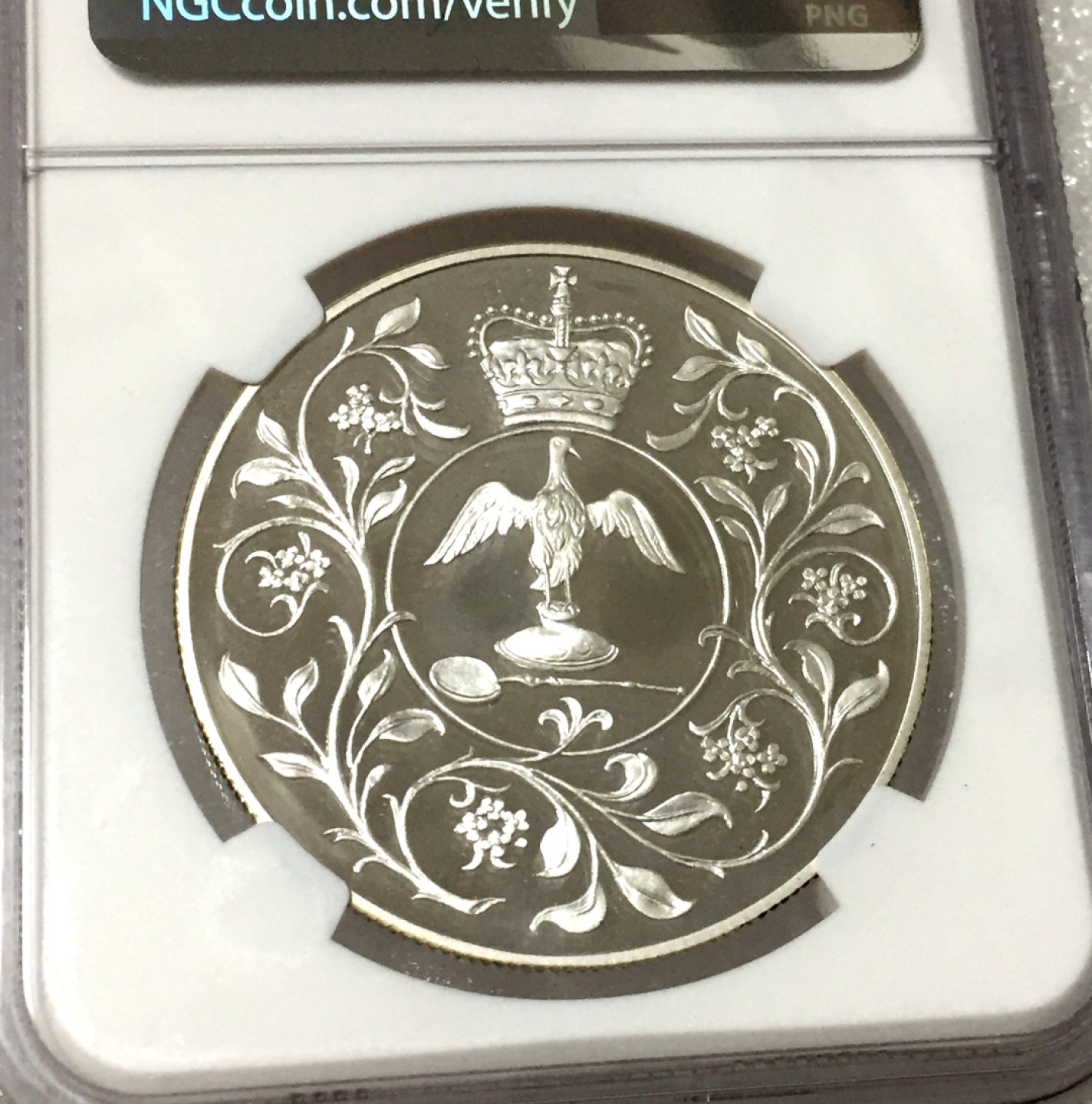 方圆集藏第四期专场 10829-NGC68英国1977年伊丽莎白女王登基25周年银禧