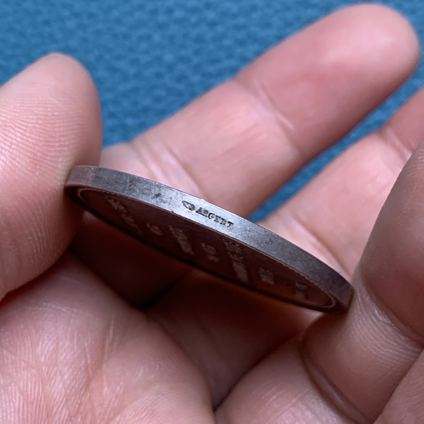 《竞宝斋》第157场-法国八角与章 专场！周日，周一，周四 3场 (全场包邮) 法国银章，里昂丝绸生产商和经销商，22.7g，36.7mm，丰饶角边铭，女神从不缺斤少两