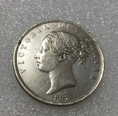 方圆集藏第四期专场 - 7189-英国1887年维多利亚女王半克朗