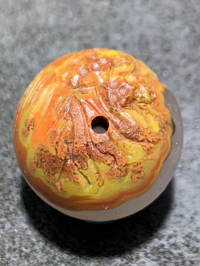 精美亚光冰飘战国红玛瑙手工俏色巧雕刻雄鸡报晓珠子一颗！ 精美亚光冰飘战国红玛瑙手工俏色巧雕刻雄鸡报晓珠子一颗！