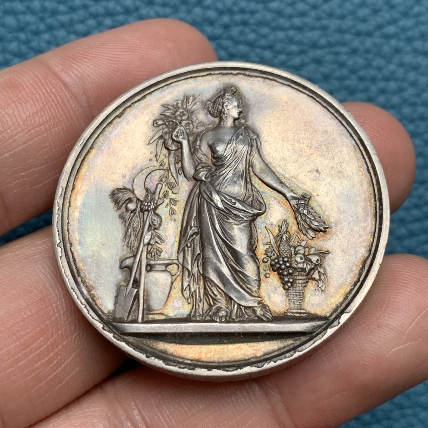 《竞宝斋》第157场-法国八角与章 专场！周日，周一，周四 3场 (全场包邮) 法国银章，园艺协会，37.74g，41.2mm，蜜蜂边铭，老包浆