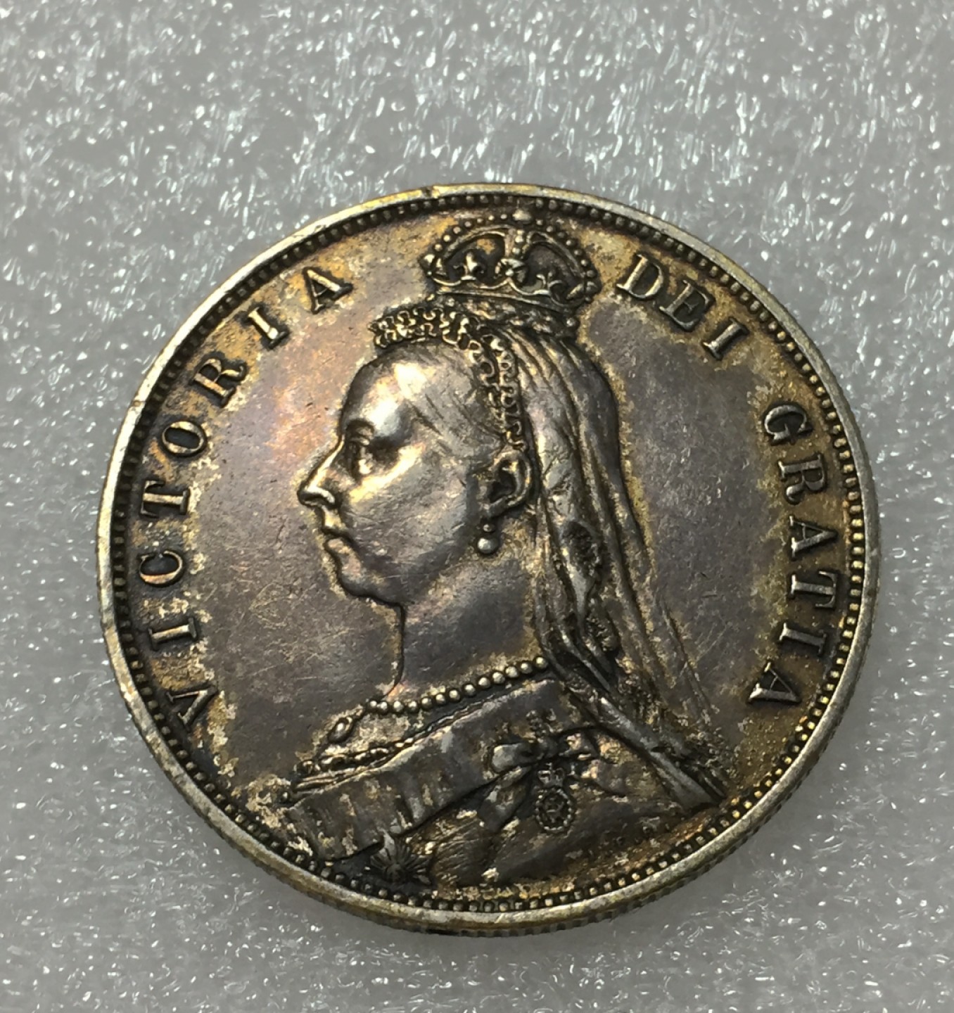 方圆集藏第四期专场 9524-英国1887年维多利亚女王半克朗银币