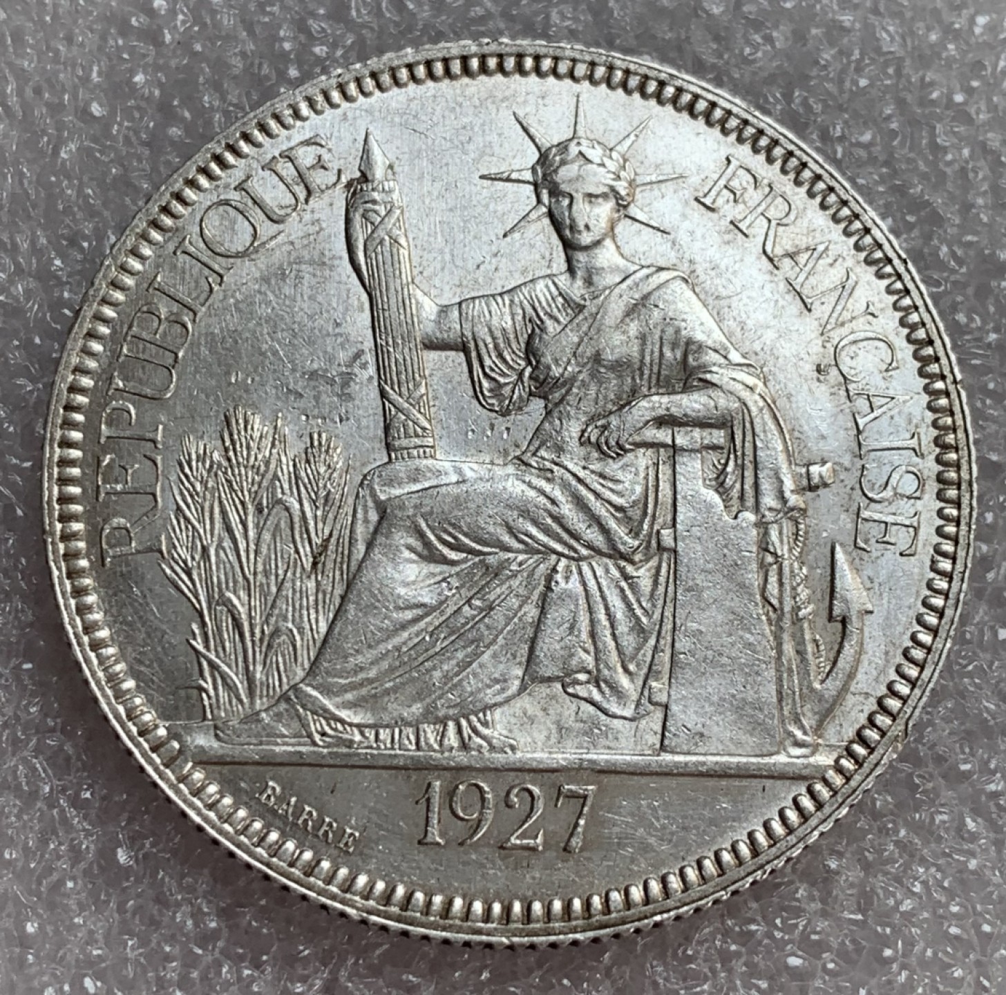 瓶子🏺第88期拍卖会 法属印度支那1927年1皮坐洋大银币