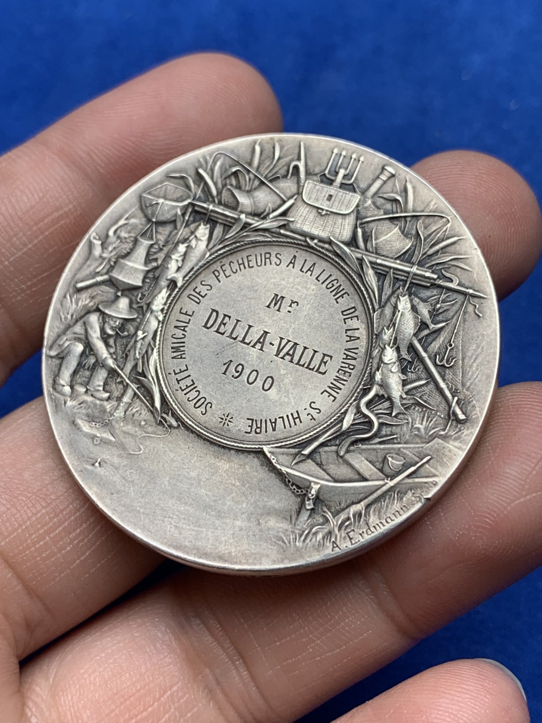 《竞宝斋》第157场-法国八角与章 专场！周日，周一，周四 3场 (全场包邮) 法国银章，1900年拉瓦雷讷垂钓者爱好协会，48.6g，46.3mm，丰饶角边铭