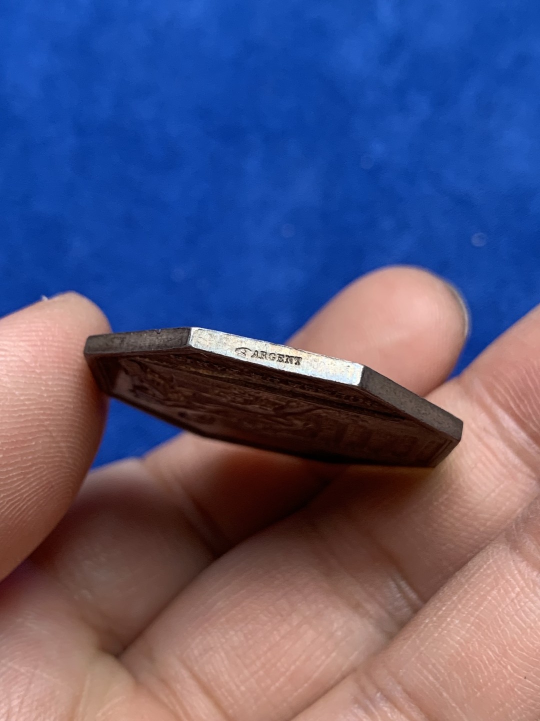 《竞宝斋》第157场-法国八角与章 专场！周日，周一，周四 3场 (全场包邮) 法国八角银质代币，巴黎证交所，商业之神墨丘利坐于证交所建筑之前，15.78g，33.4mm，蜜蜂边铭，黄油光