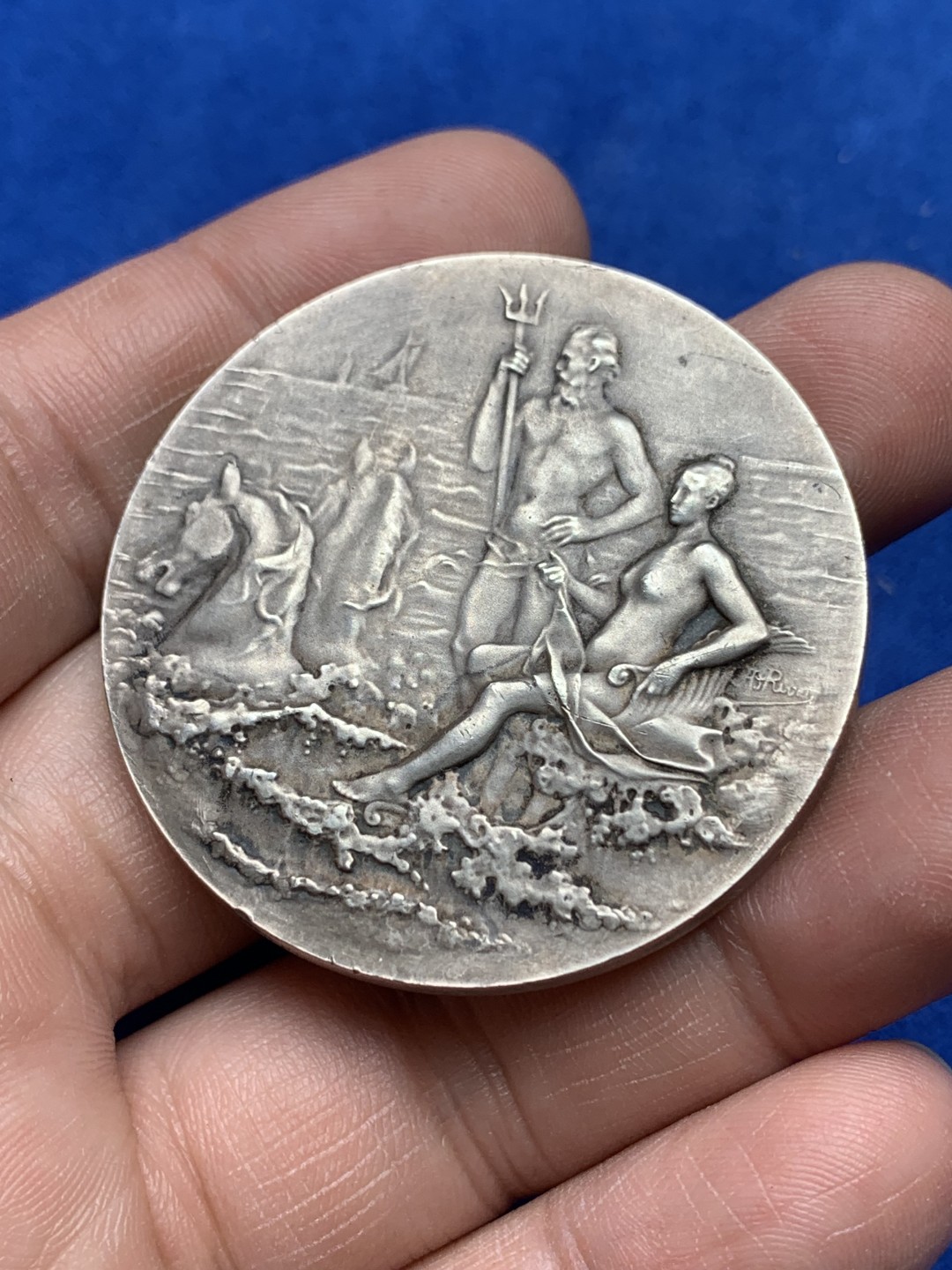 《竞宝斋》第157场-法国八角与章 专场！周日，周一，周四 3场 (全场包邮) 法国银章，1900年拉瓦雷讷垂钓者爱好协会，48.6g，46.3mm，丰饶角边铭