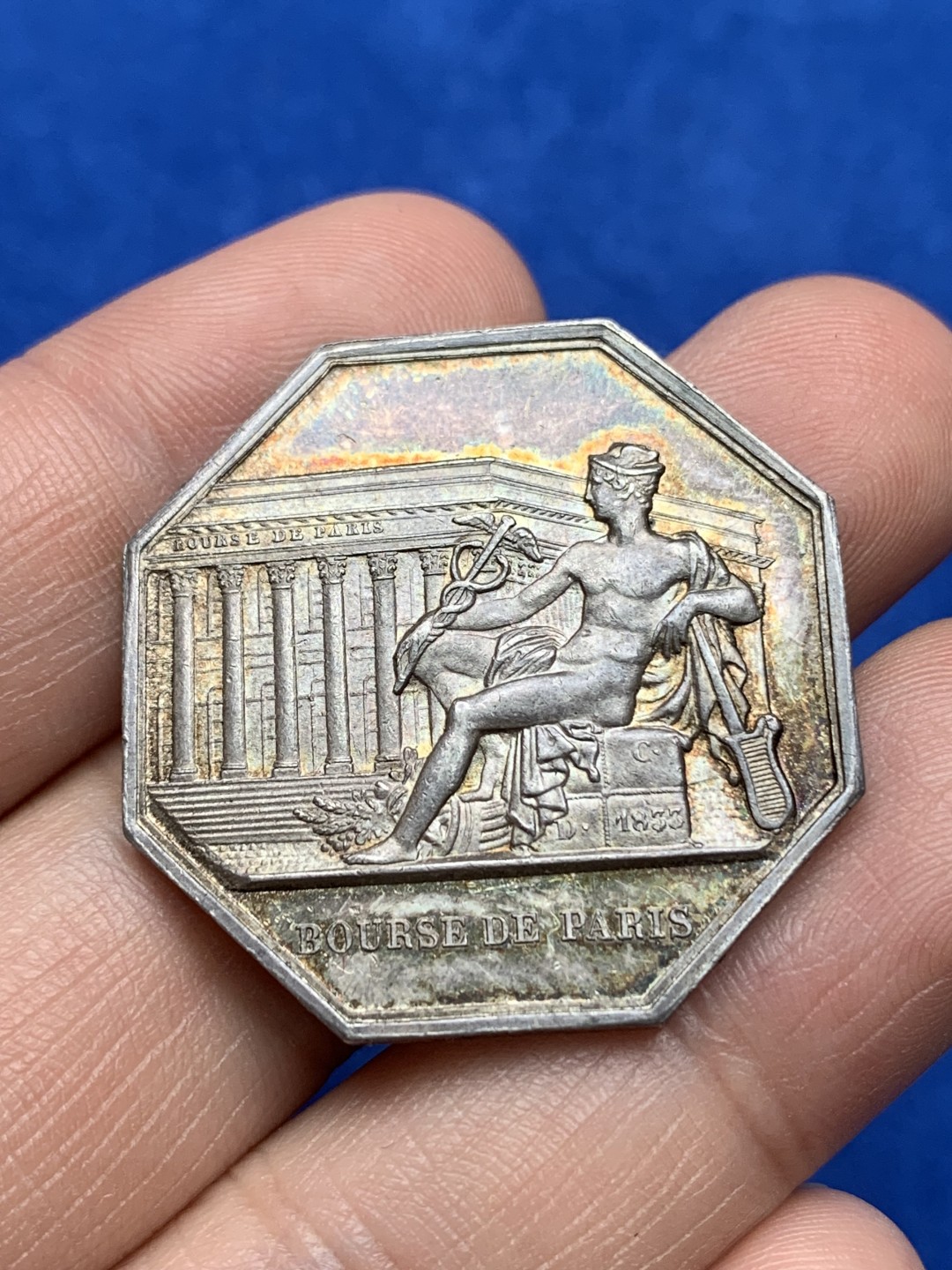 《竞宝斋》第157场-法国八角与章 专场！周日，周一，周四 3场 (全场包邮) 法国八角银质代币，巴黎证交所，商业之神墨丘利坐于证交所建筑之前，15.78g，33.4mm，蜜蜂边铭，黄油光