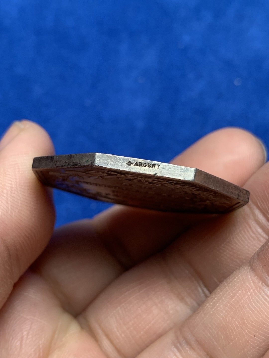 《竞宝斋》第157场-法国八角与章 专场！周日，周一，周四 3场 (全场包邮) 法国八角银质代币，诺曼底保险，24.97g，38.3mm，蜜蜂边铭，大块头