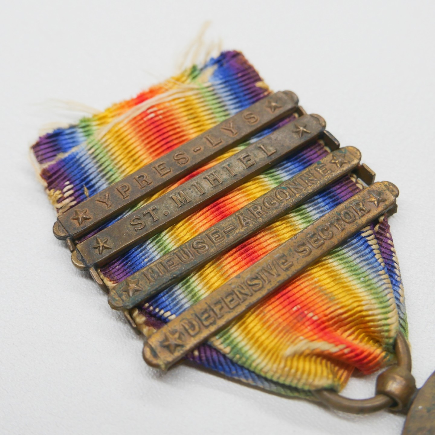 交易所2023-4-22群拍 美国一战胜利奖章，4勋条