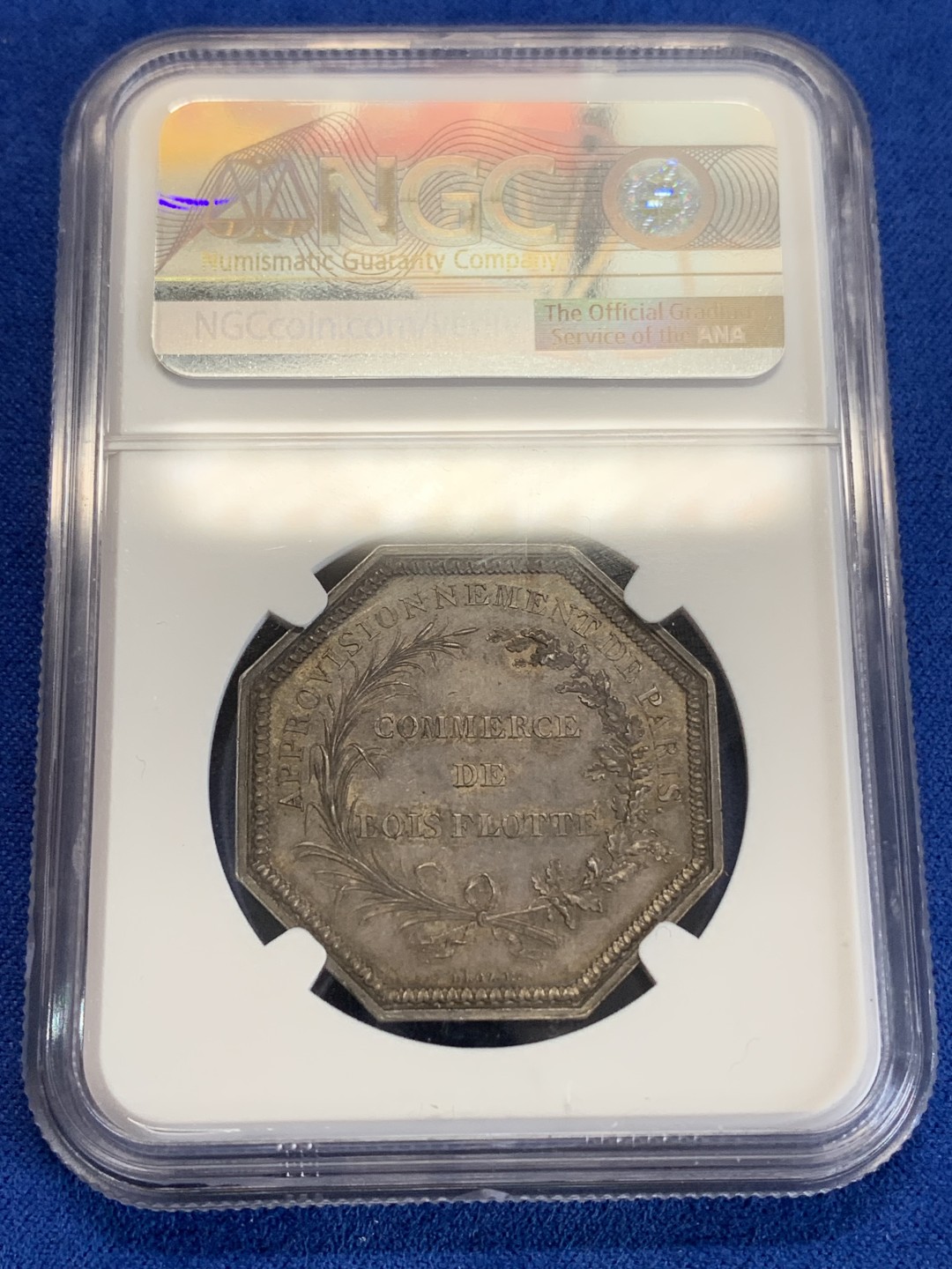 《竞宝斋》第157场-法国八角与章 专场！周日，周一，周四 3场 (全场包邮) NGC-MS64 法国 八角银质代币 浮木运输，正面是浮木运输的发明者让·鲁韦，背面由芦苇和橡树编织成的花环早期特色花边，1832年之前无边铭，底板干净，金黄老包浆