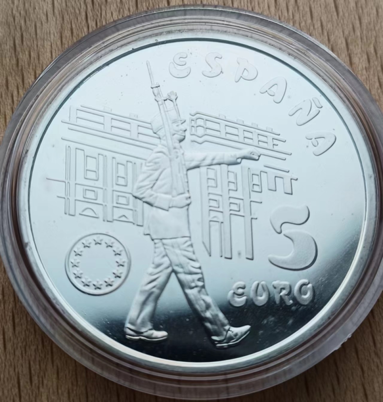 瓶子🏺第88期拍卖会 西班牙1998年欧元大银币精制套币  三枚币重量分别为168.75克33.62克6.72克