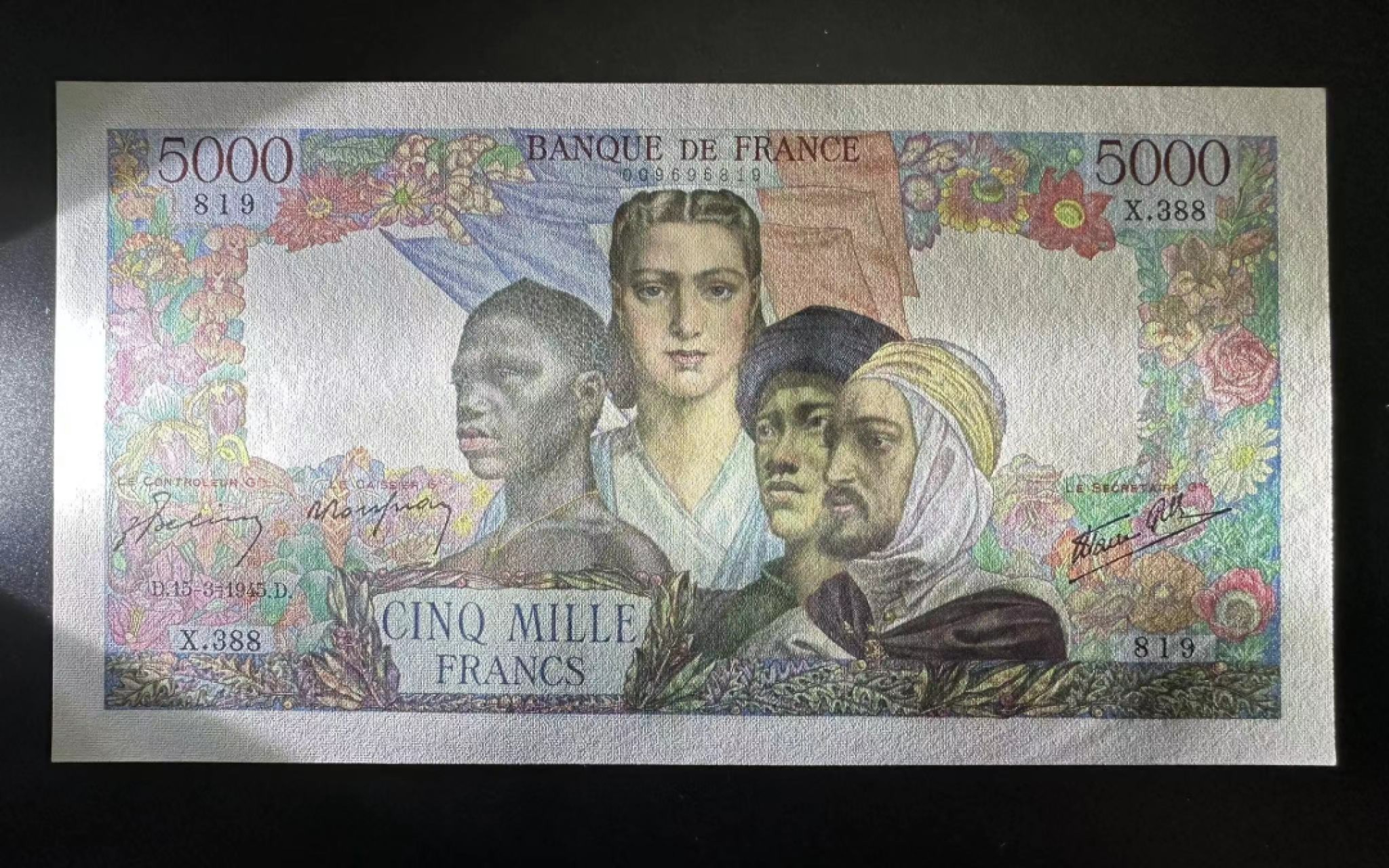 【Blue Auction】✨世界纸币精拍第316期——周日畅拍场 【819倒置号】法国 1945年5000法郎 大票幅 大团结 UNC- 